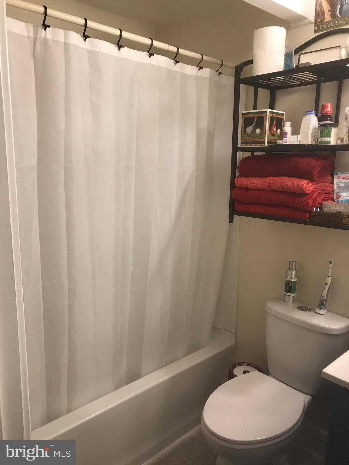 THE HILL CONDOS - Residential