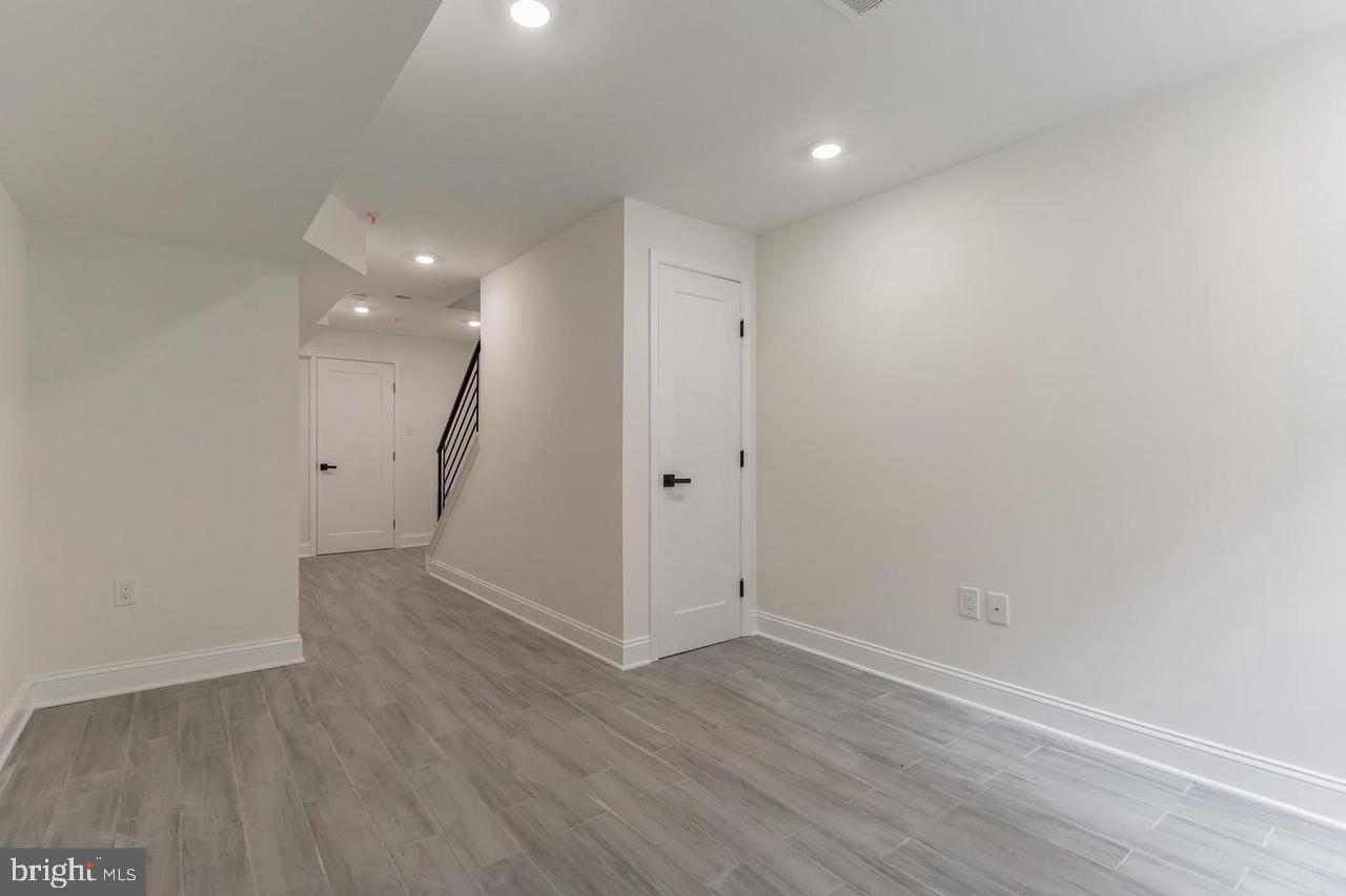 BREWERYTOWN - Residential Lease