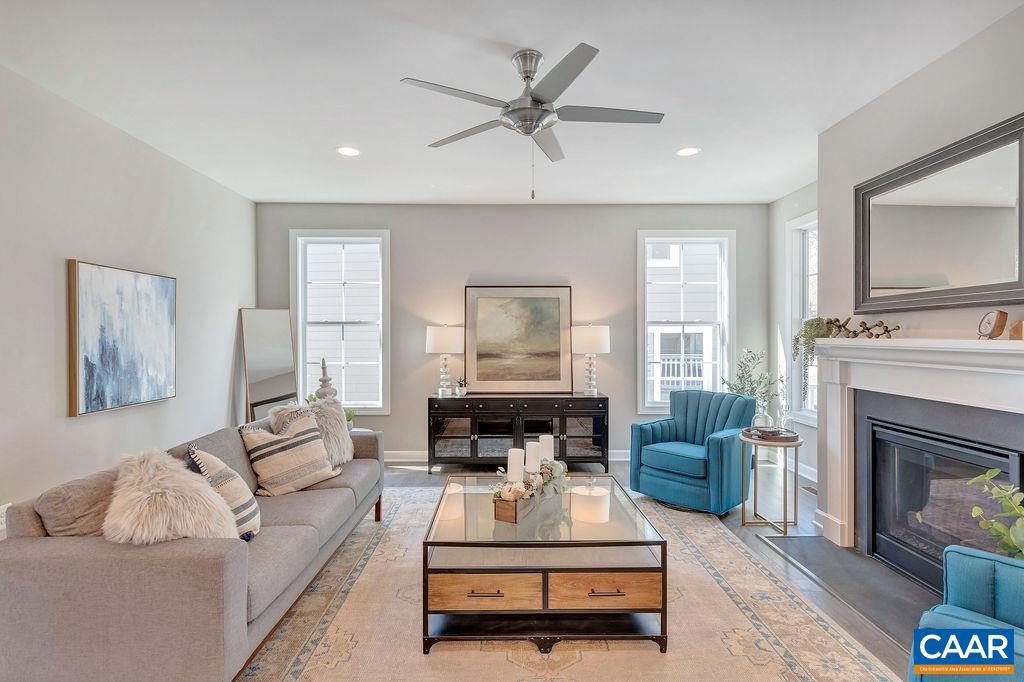 MEADOW BROOK - Residential