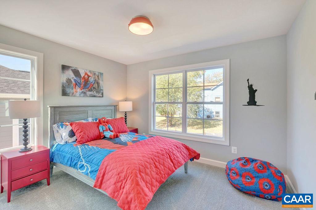 MEADOW BROOK - Residential