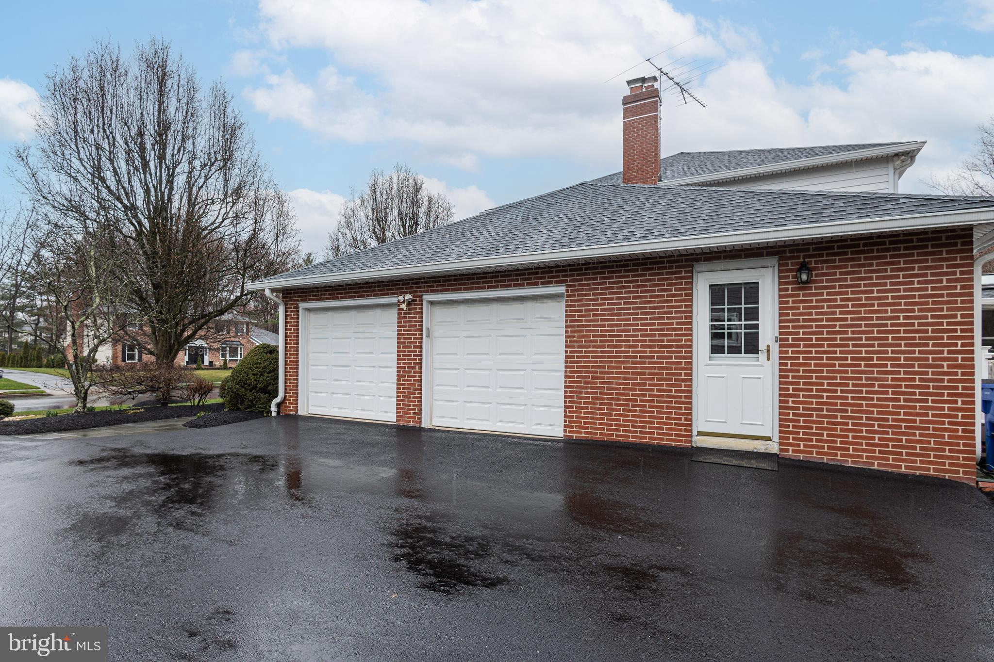 WYNNEWOOD - Residential