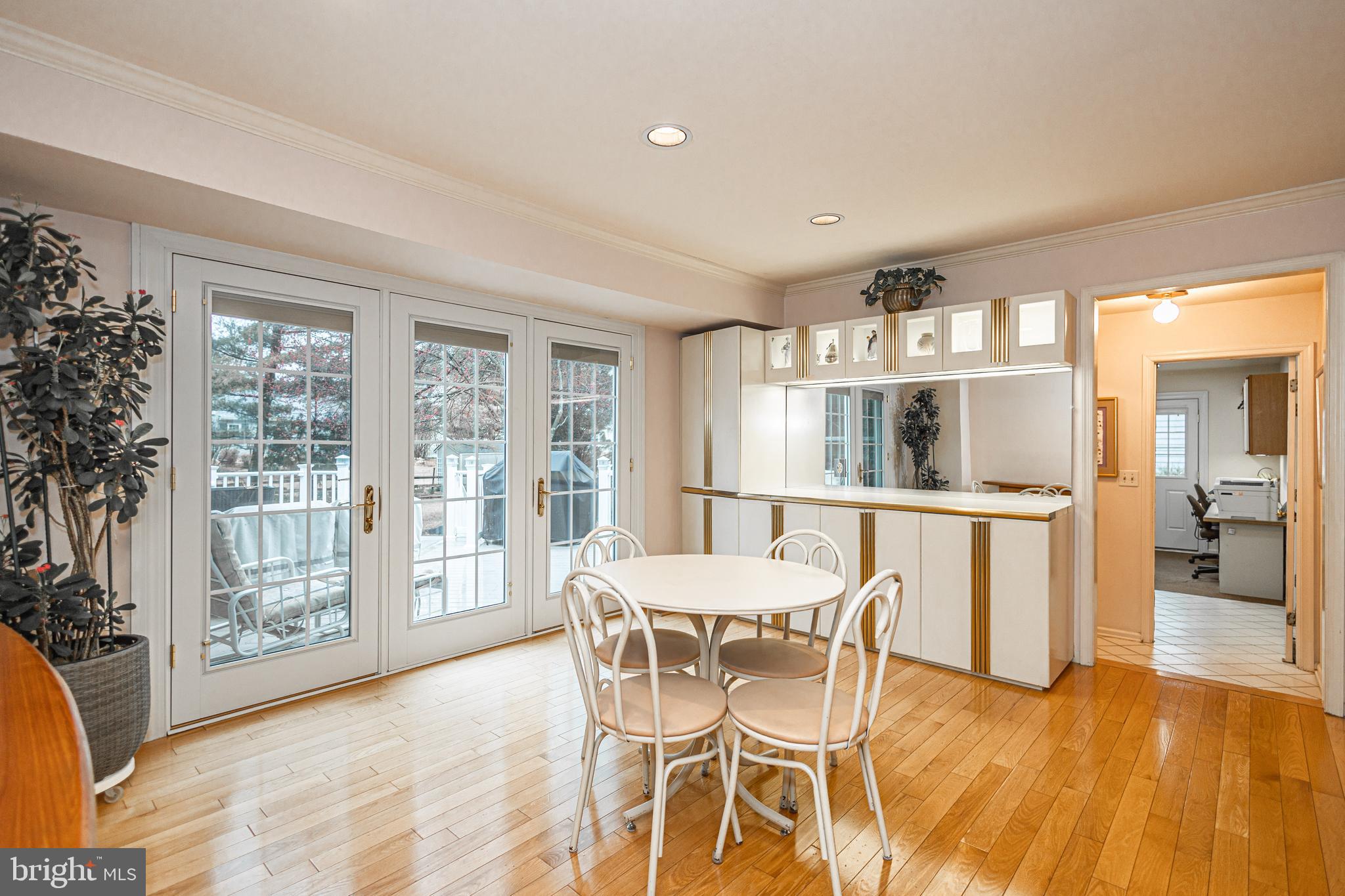 WYNNEWOOD - Residential