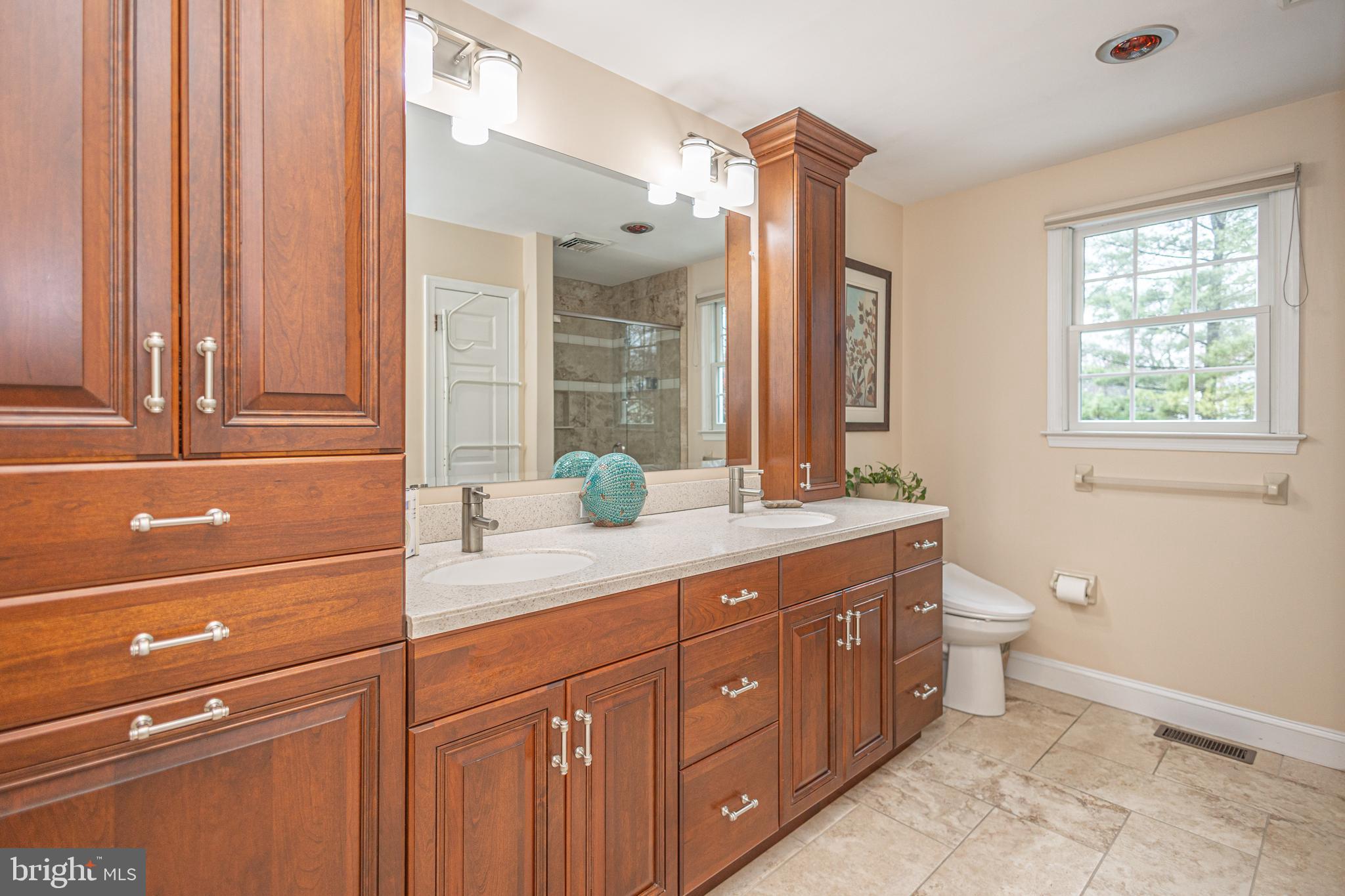 WYNNEWOOD - Residential