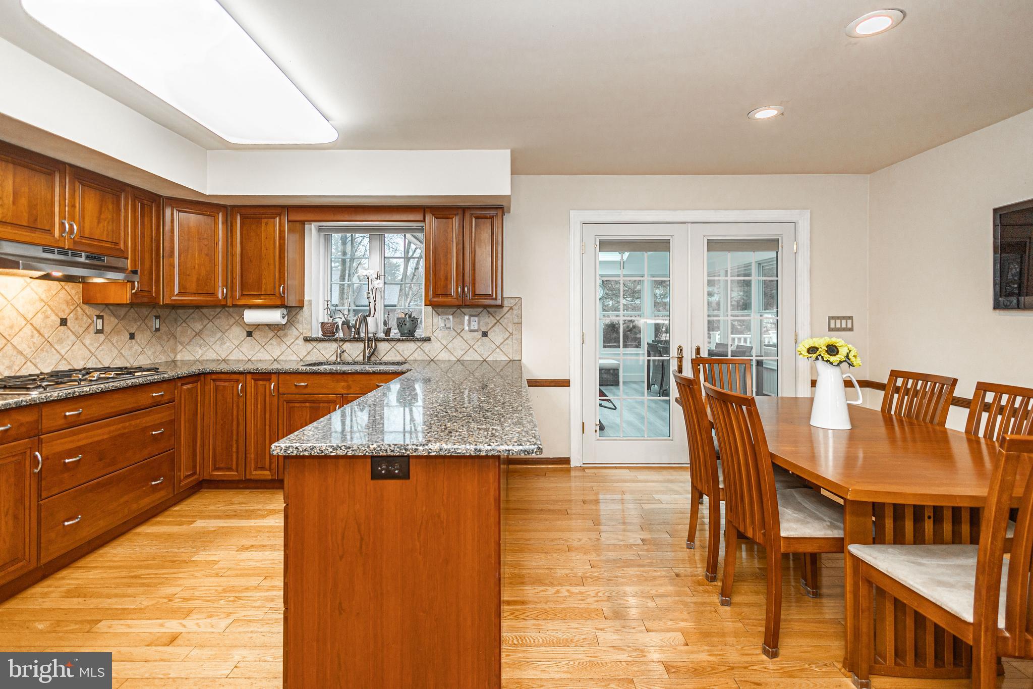 WYNNEWOOD - Residential