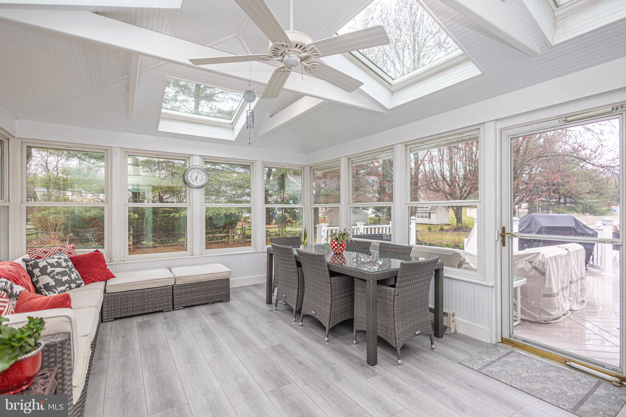 WYNNEWOOD - Residential