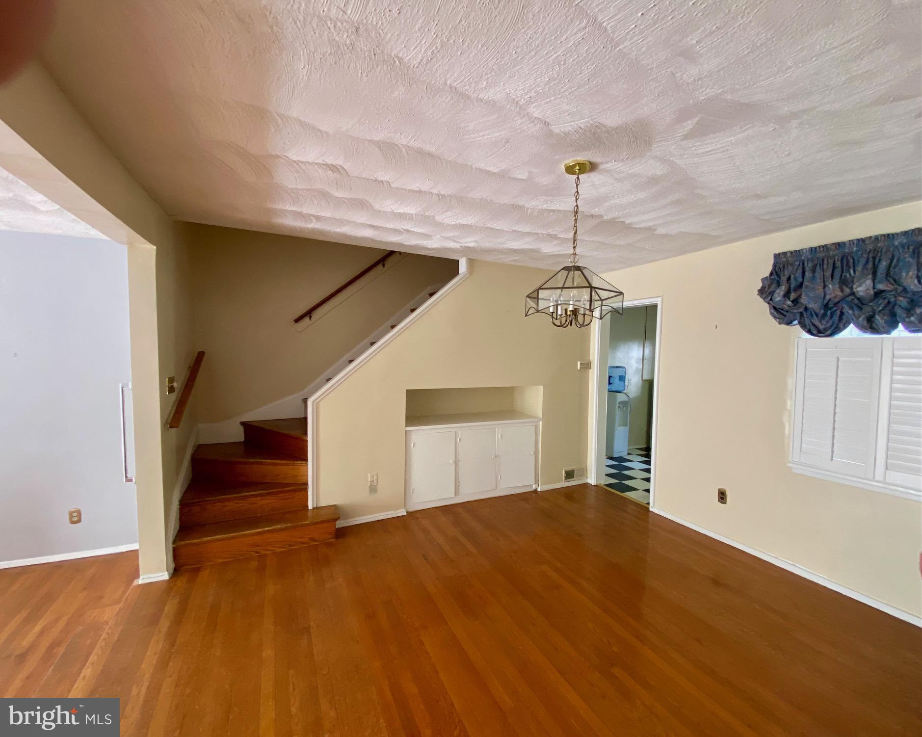4036 NW ARKANSAS AVENUE NW