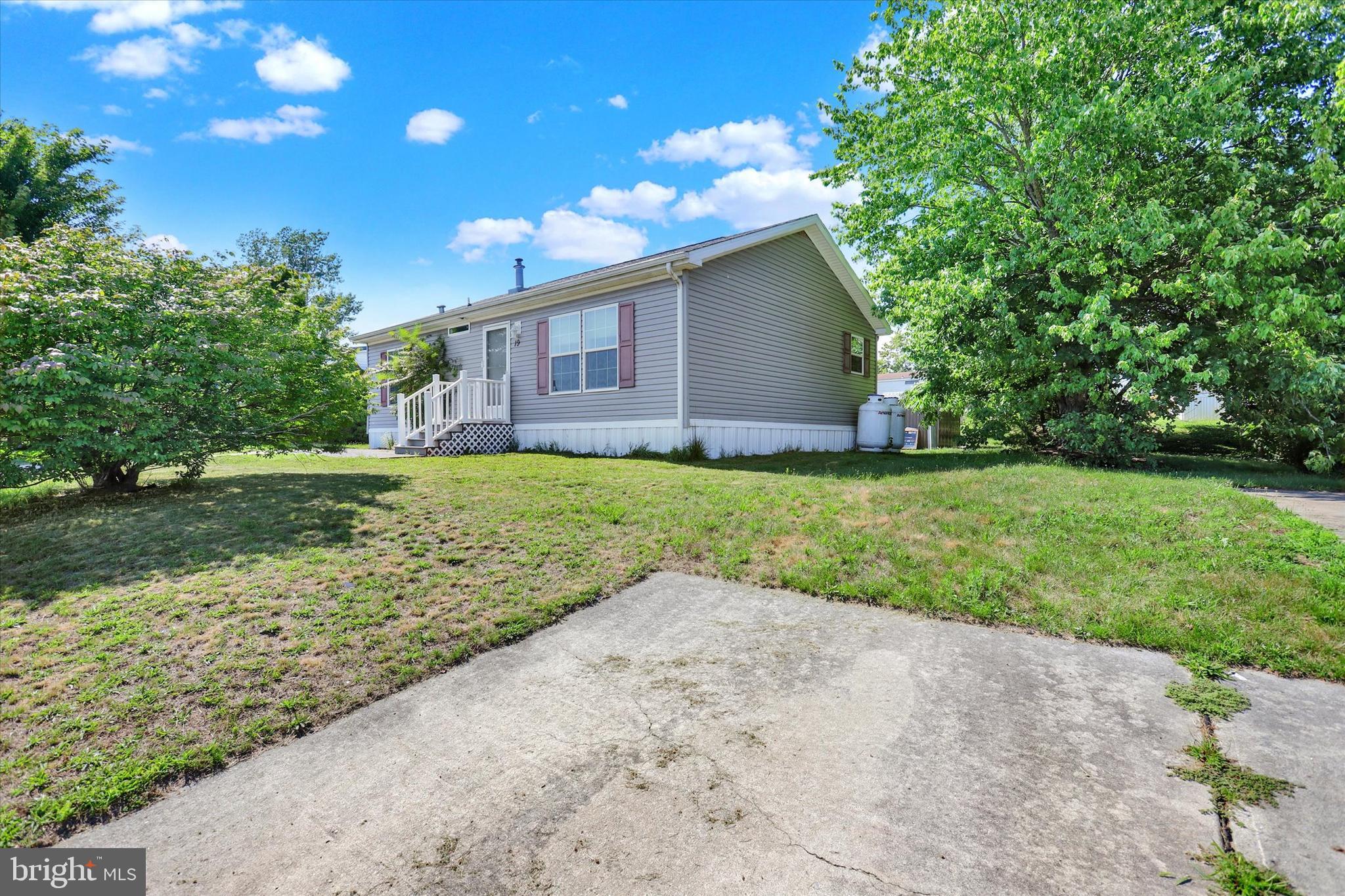 19 HIDDEN NOLL ROAD