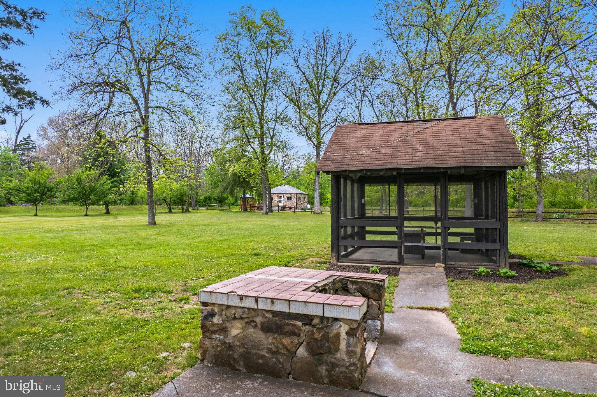 STRASBURG RD - Residential