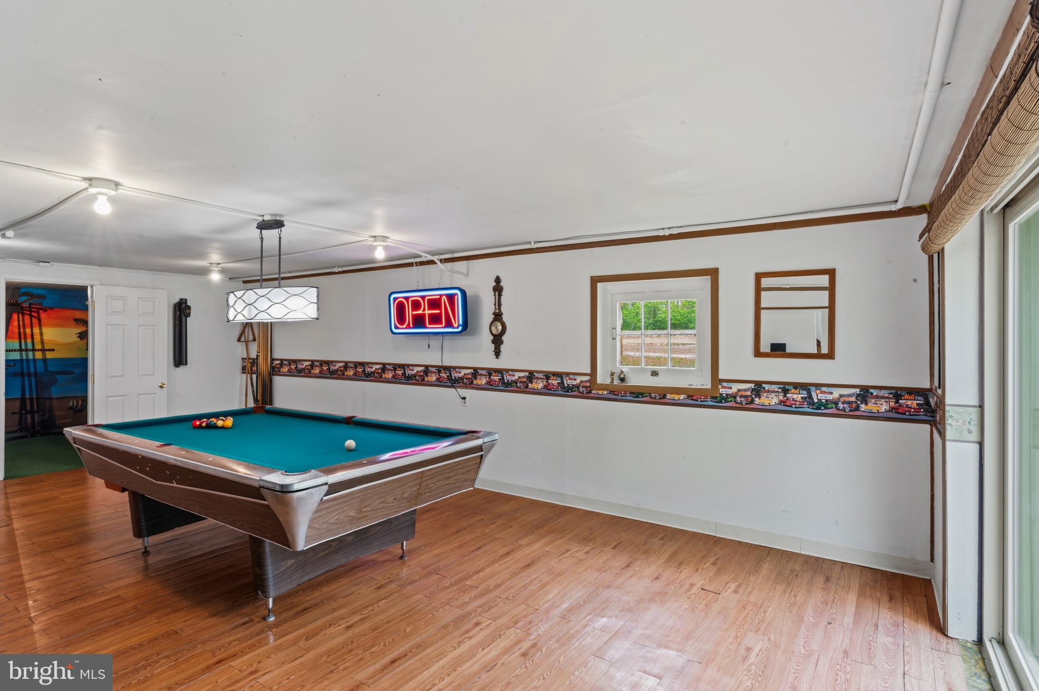 STRASBURG RD - Residential