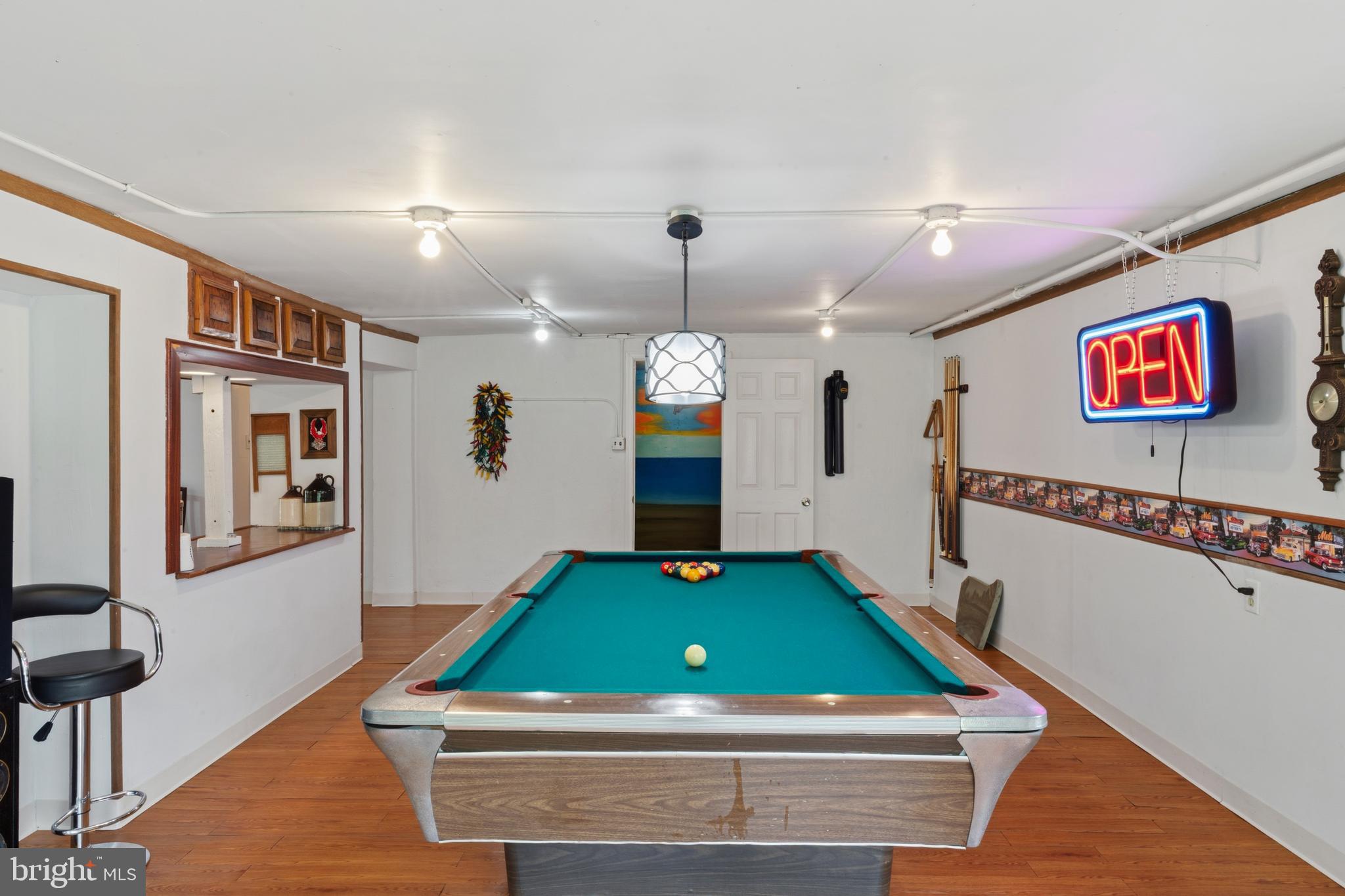 STRASBURG RD - Residential