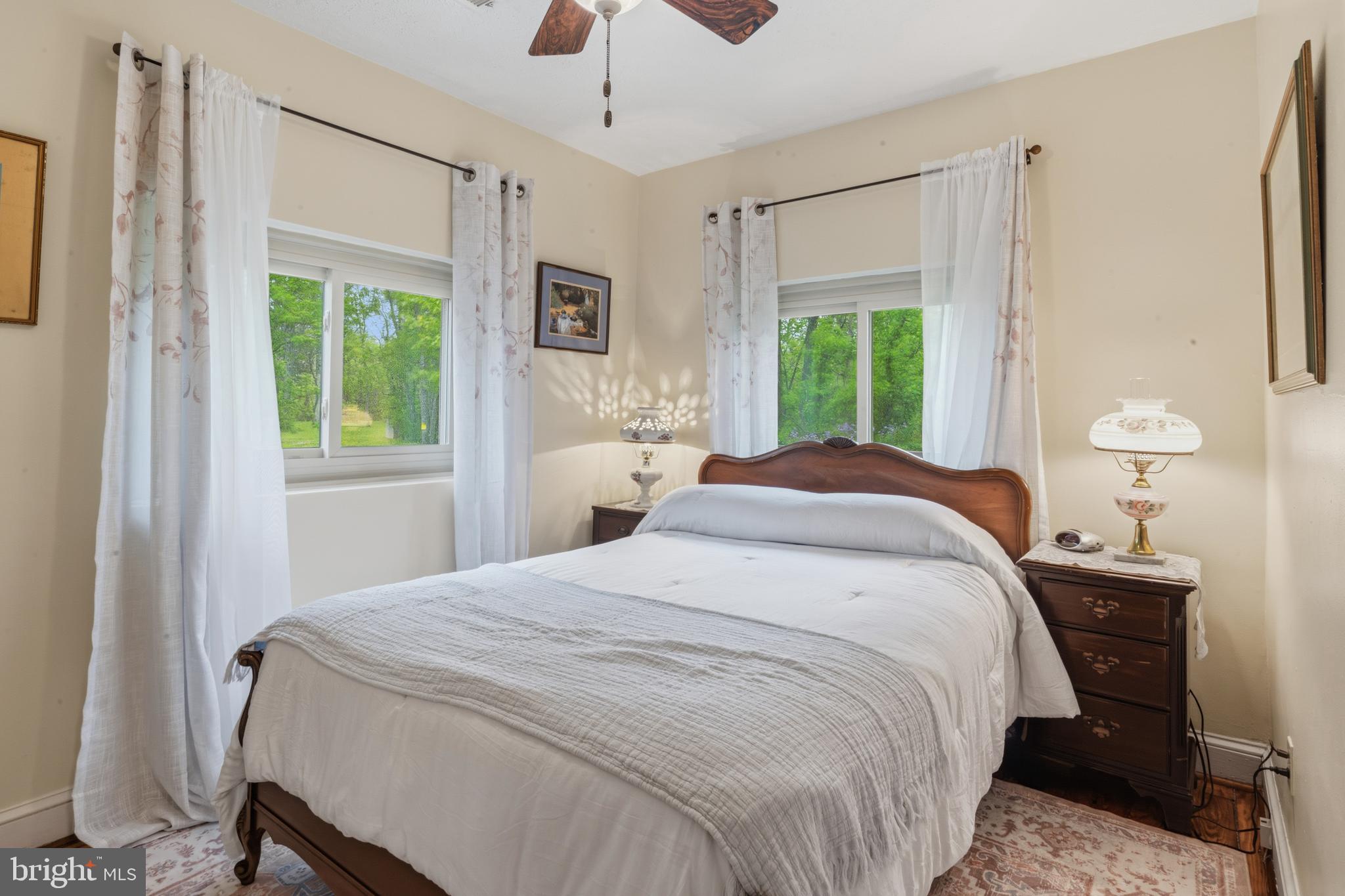 STRASBURG RD - Residential