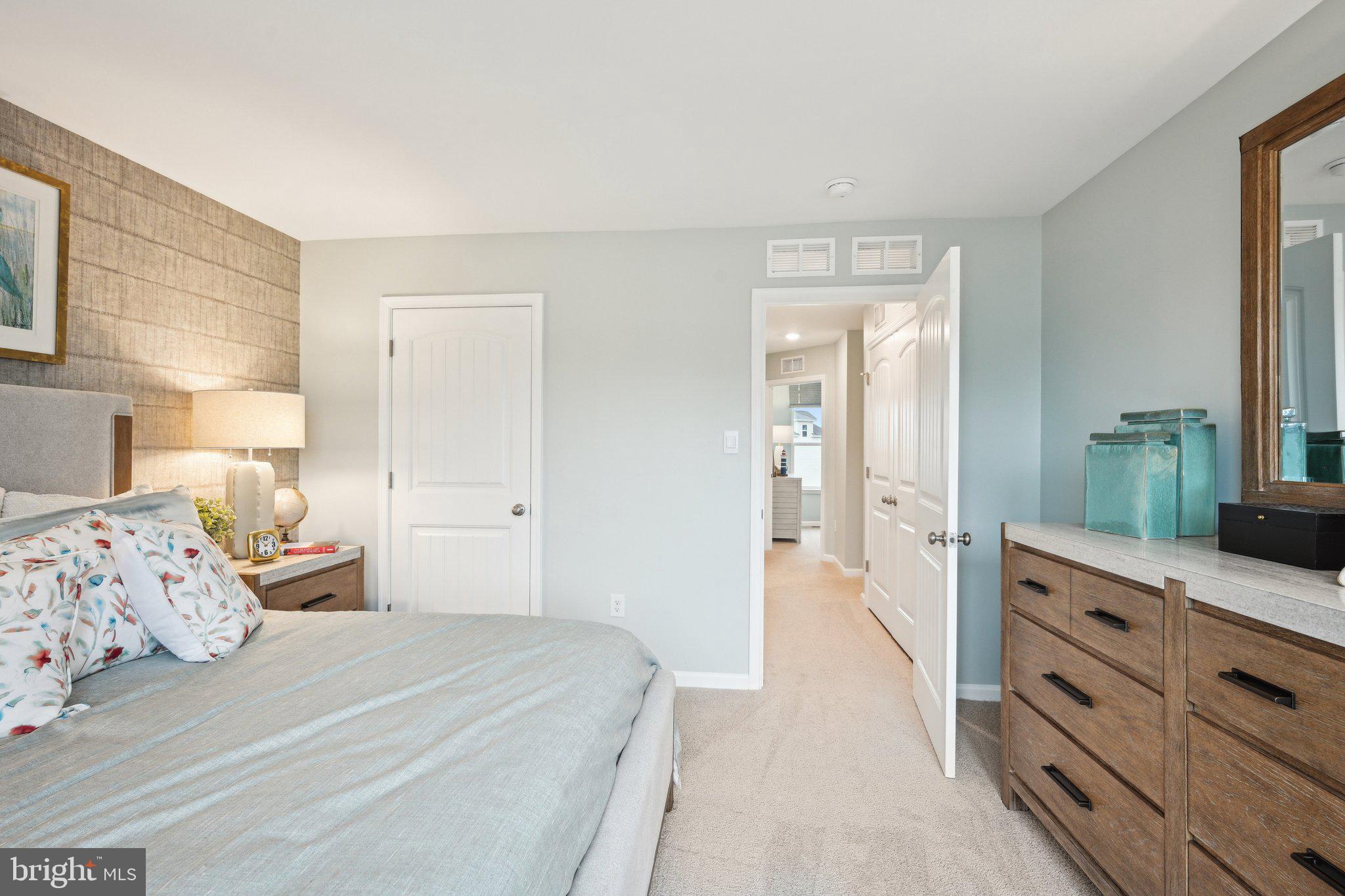 HERITAGE TRACE - Residential