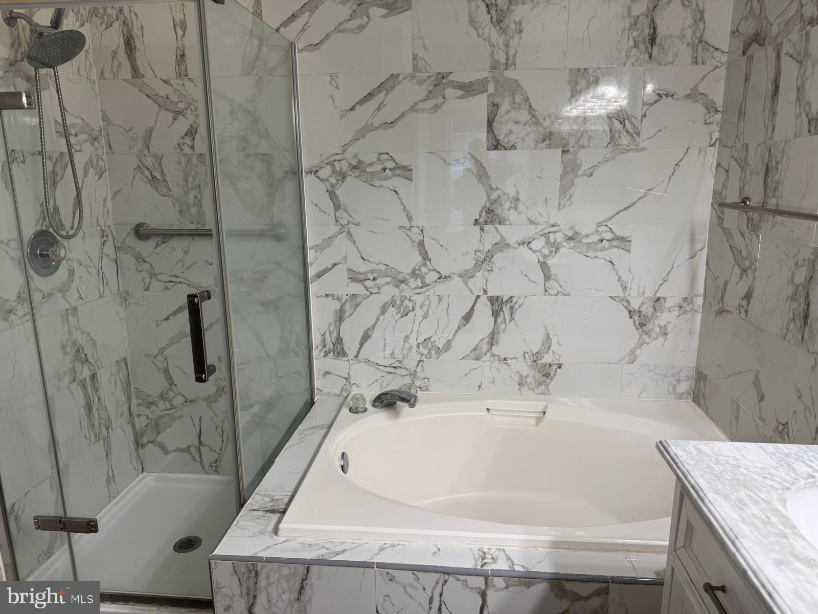5007 DOCTORFISH COURT
