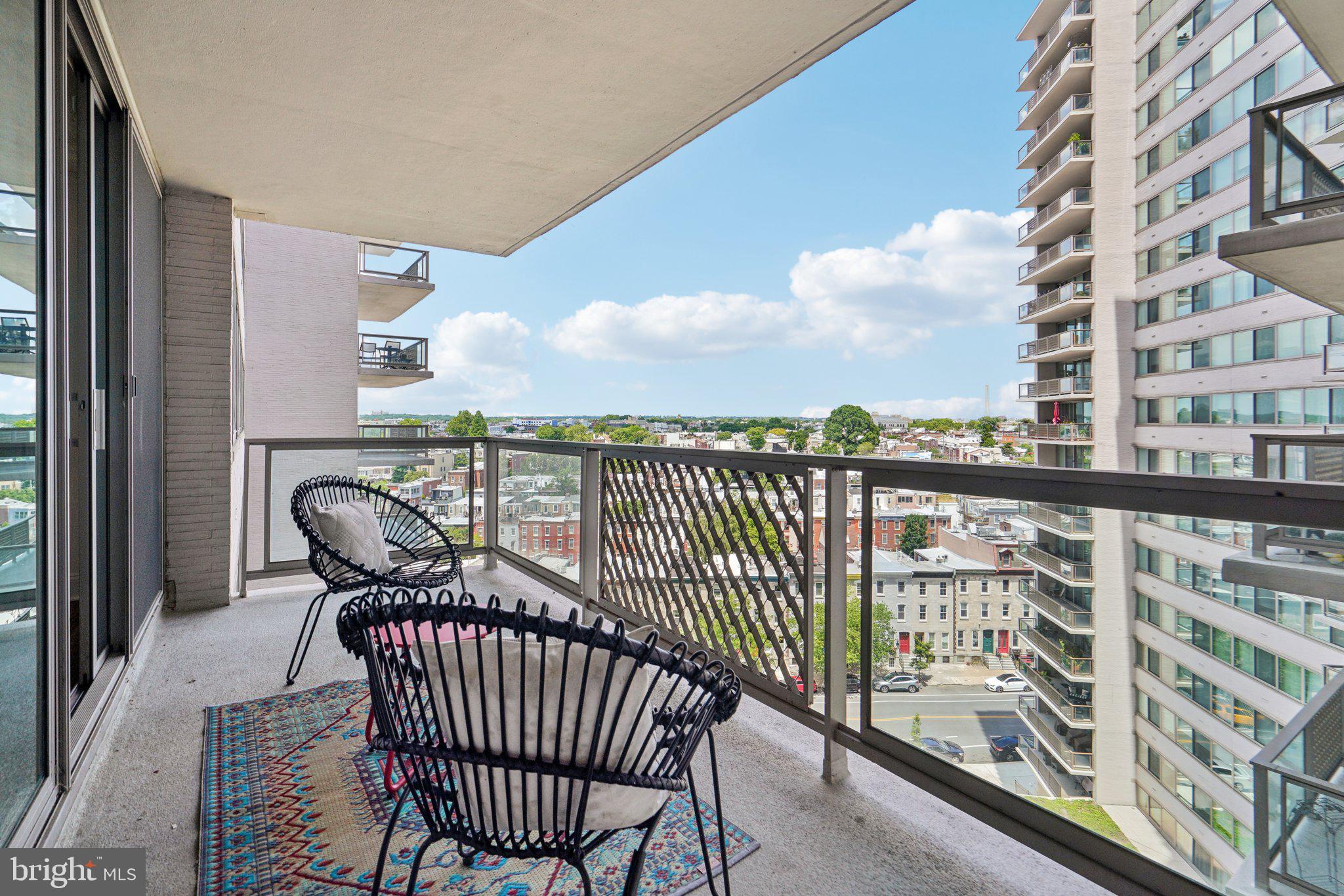 FAIRMOUNT - Residential