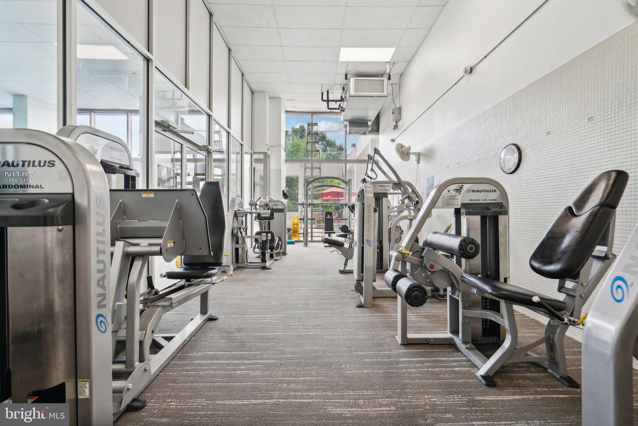 FAIRMOUNT - Residential