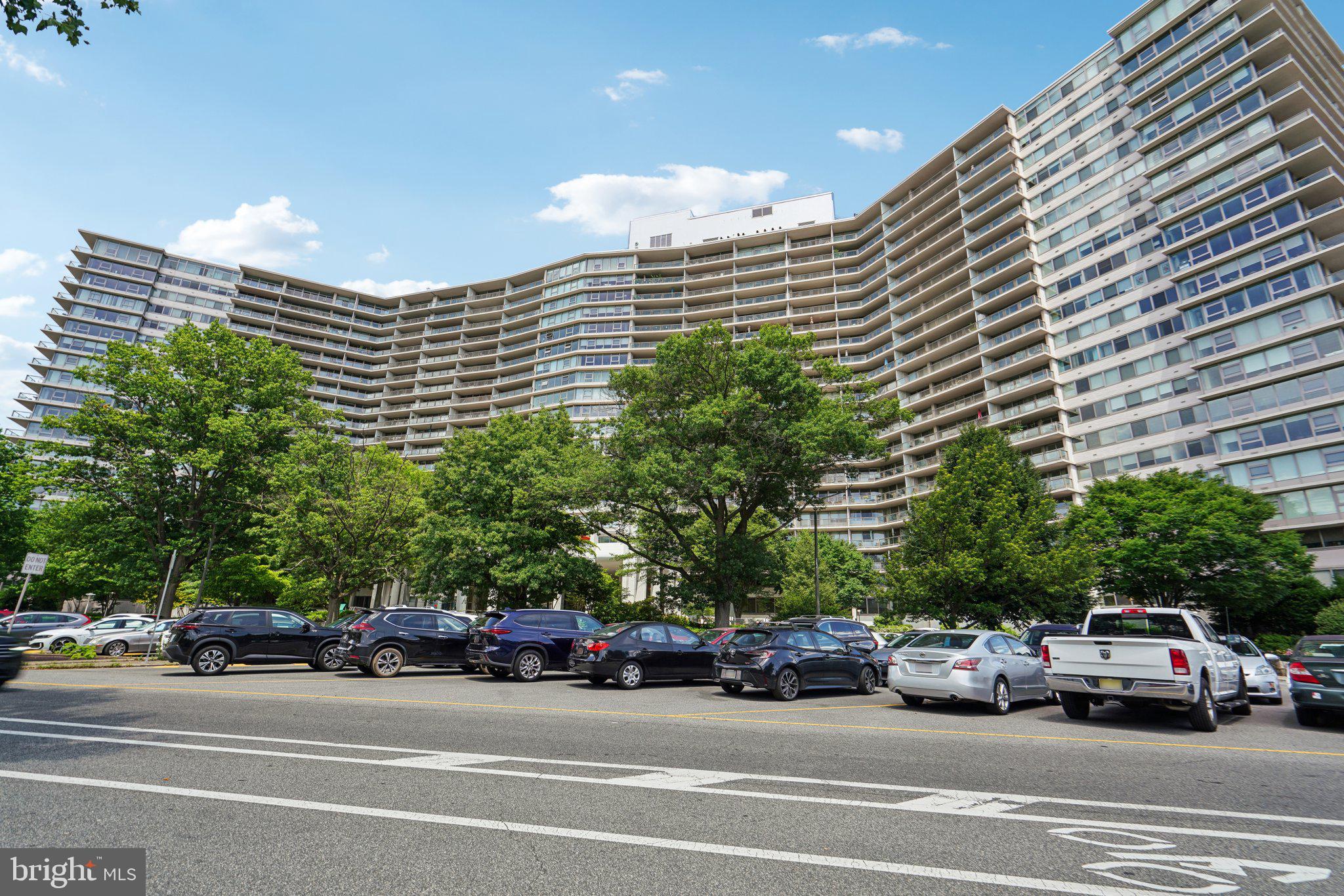 FAIRMOUNT - Residential