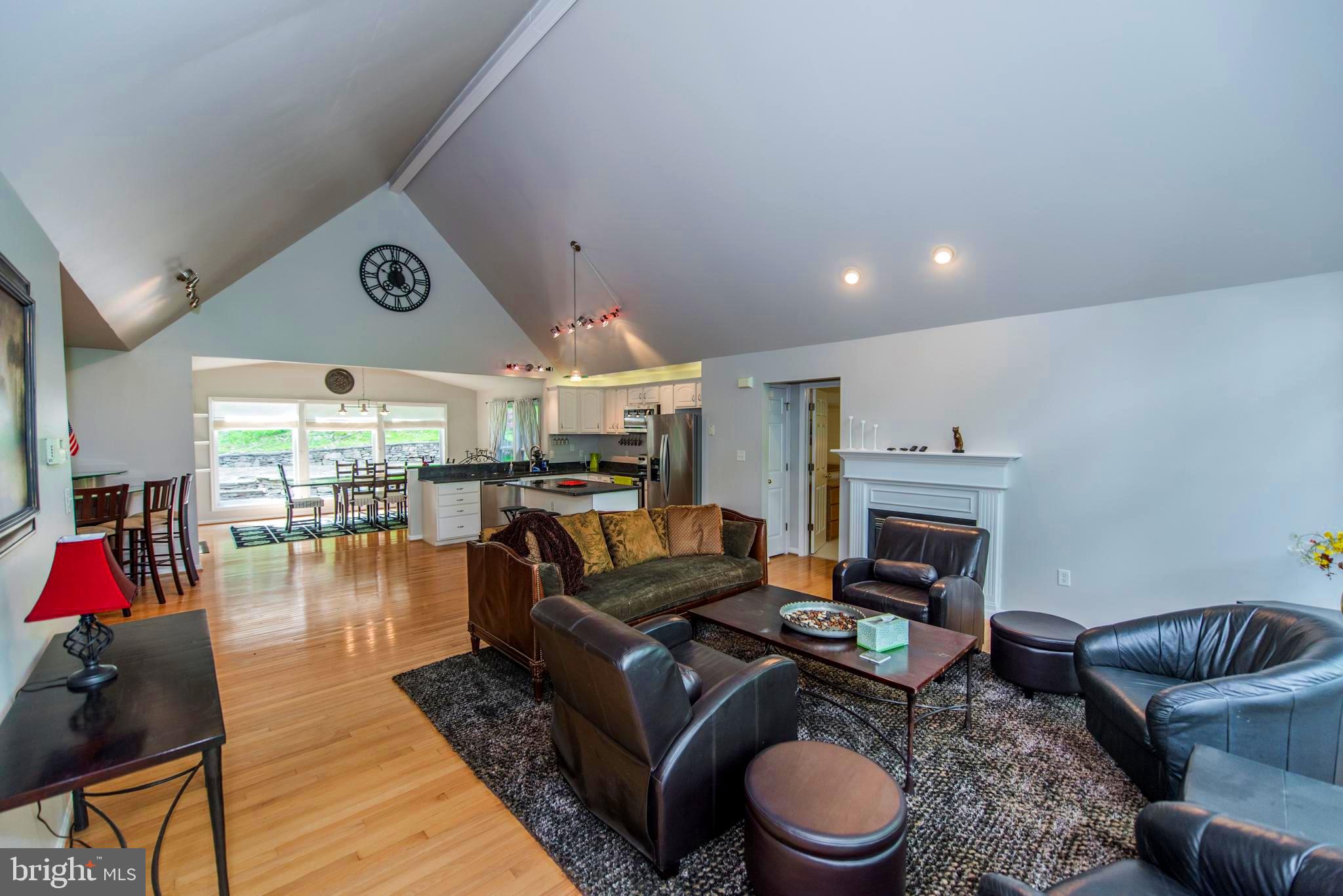 SHANNONDALE - Residential