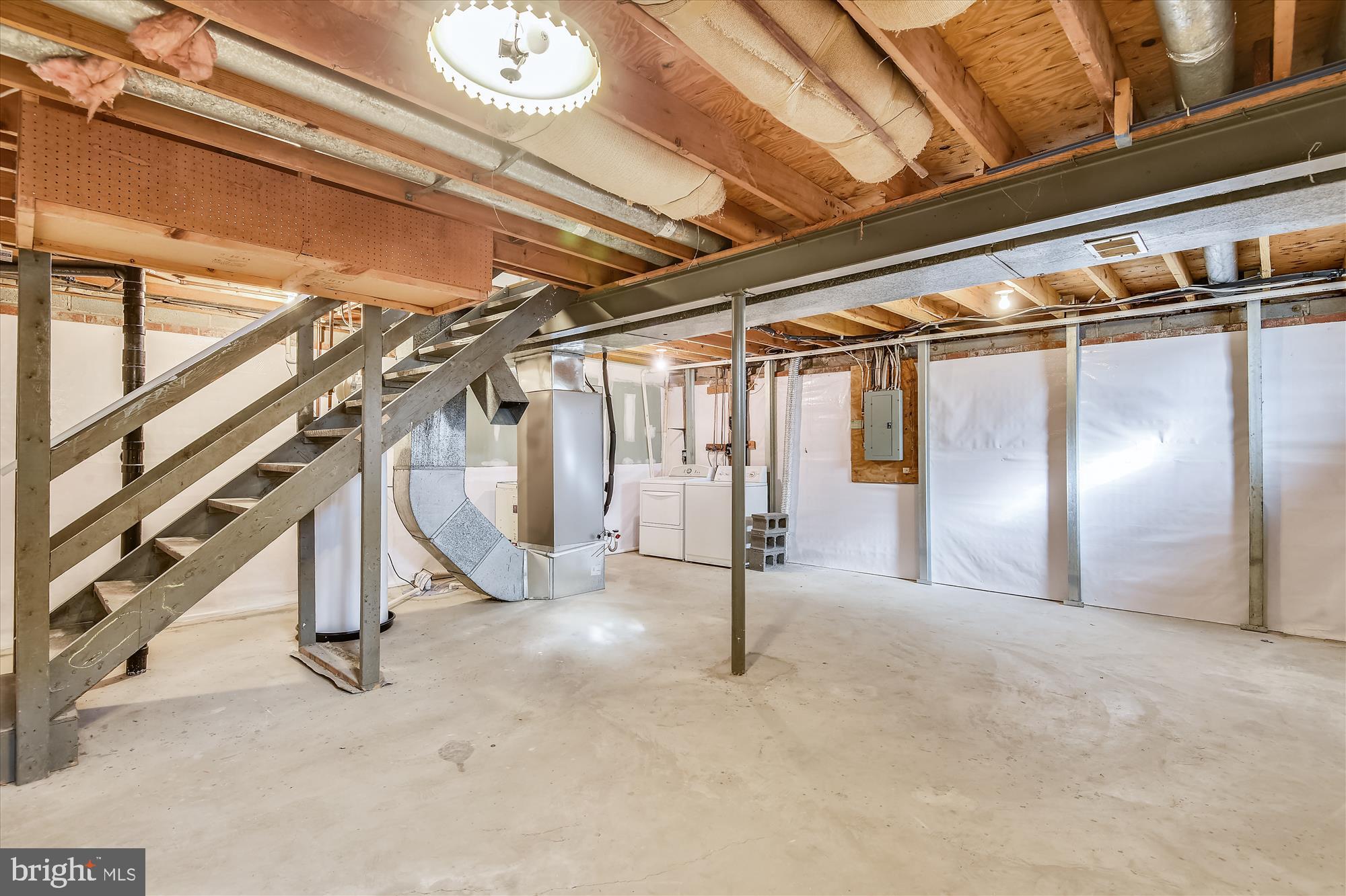 NEWINGTON FOREST - Residential