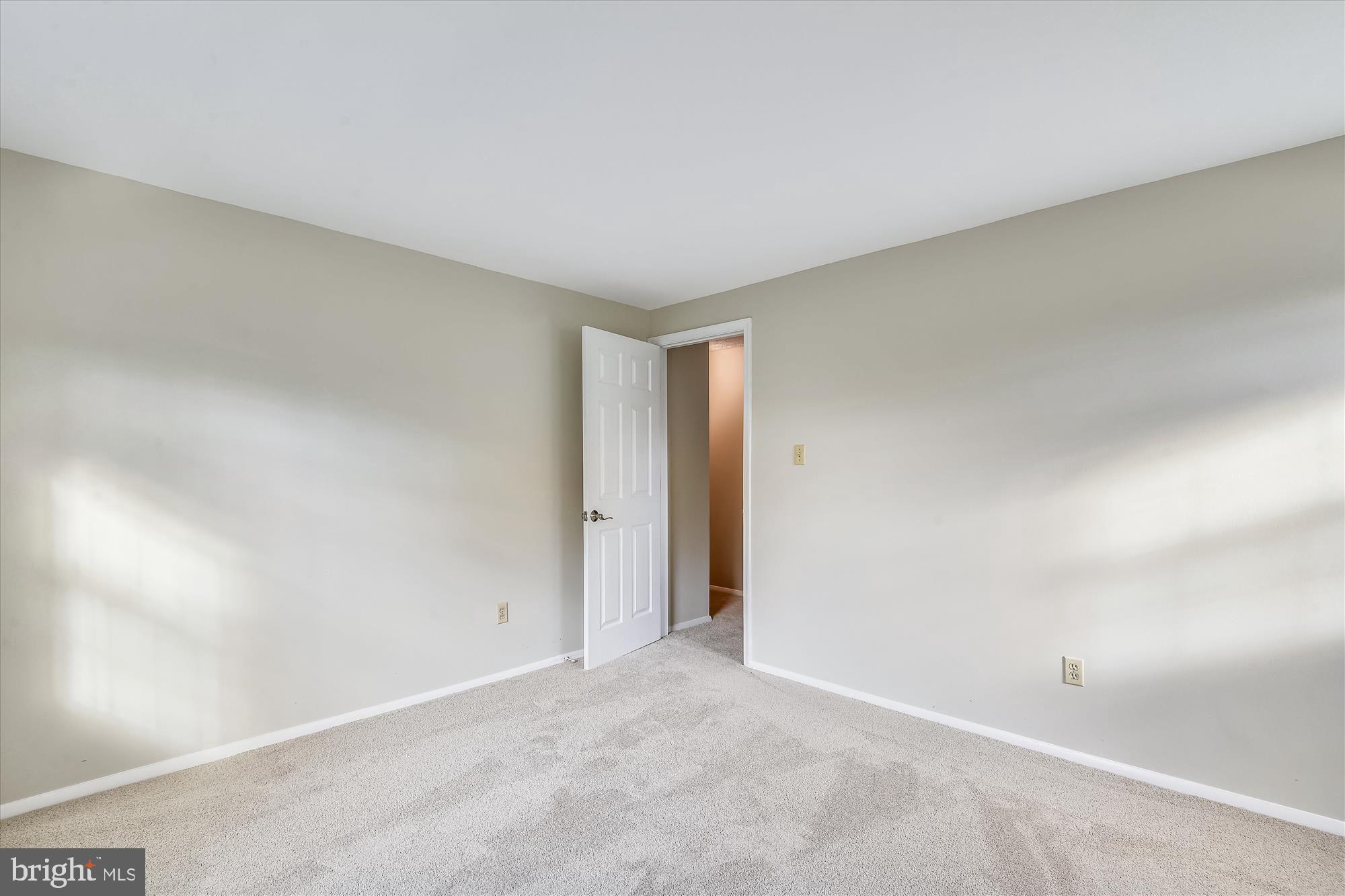 NEWINGTON FOREST - Residential