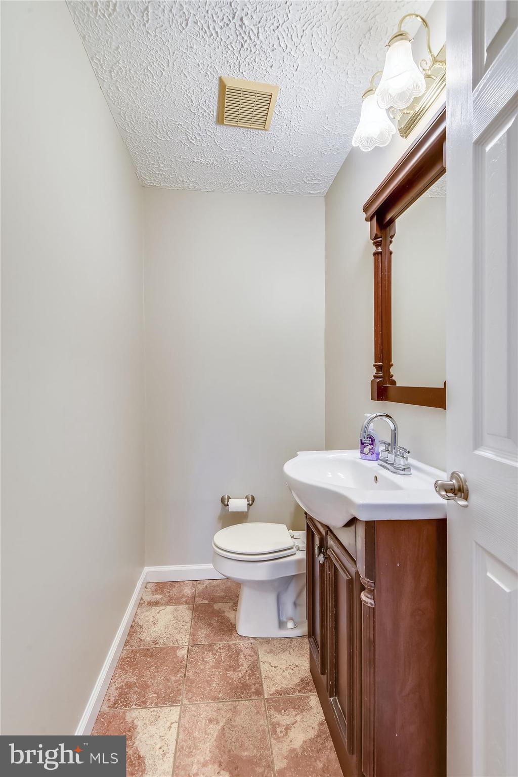 NEWINGTON FOREST - Residential