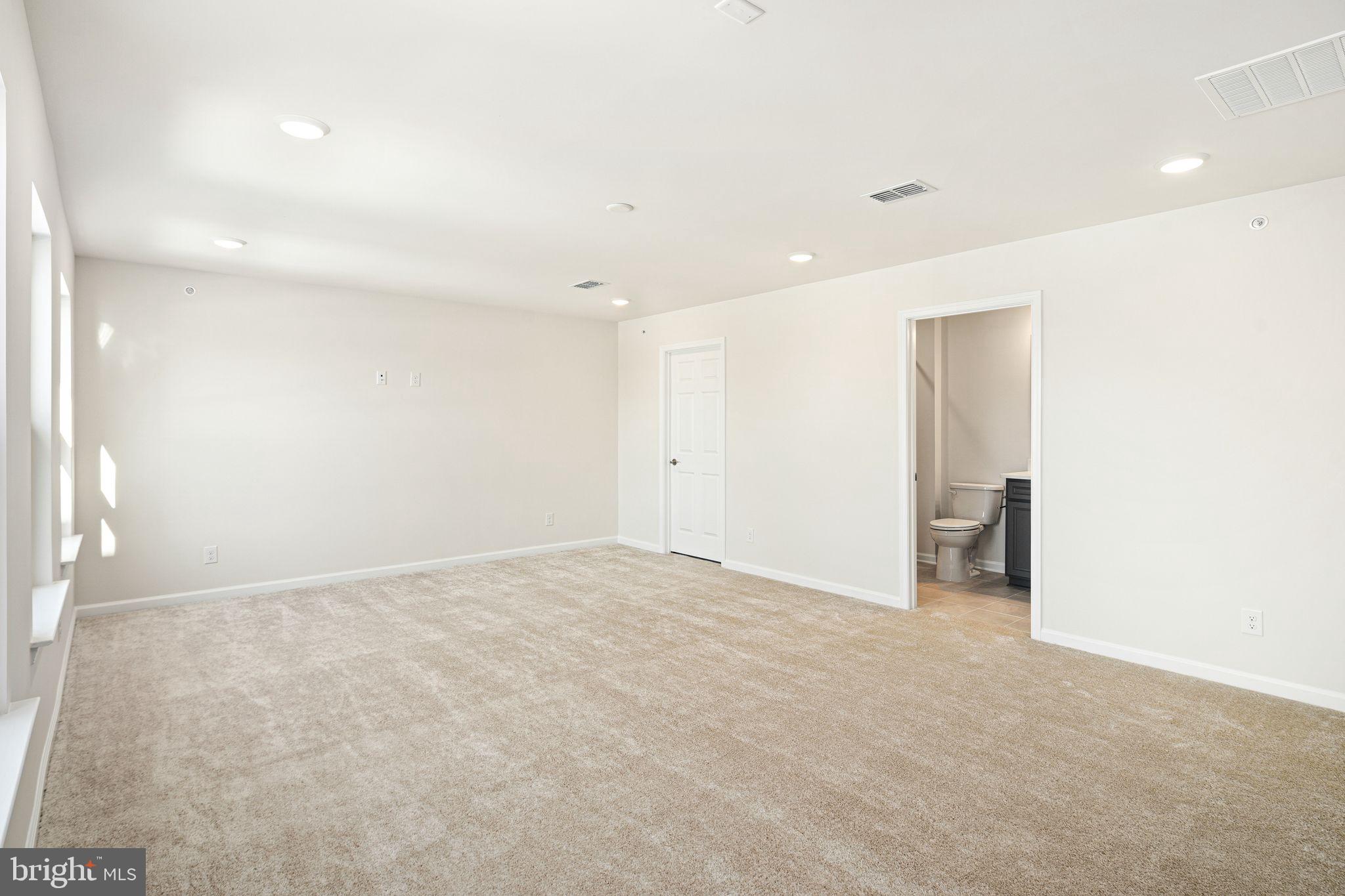 DEL WEBB NORTH PENN - Residential