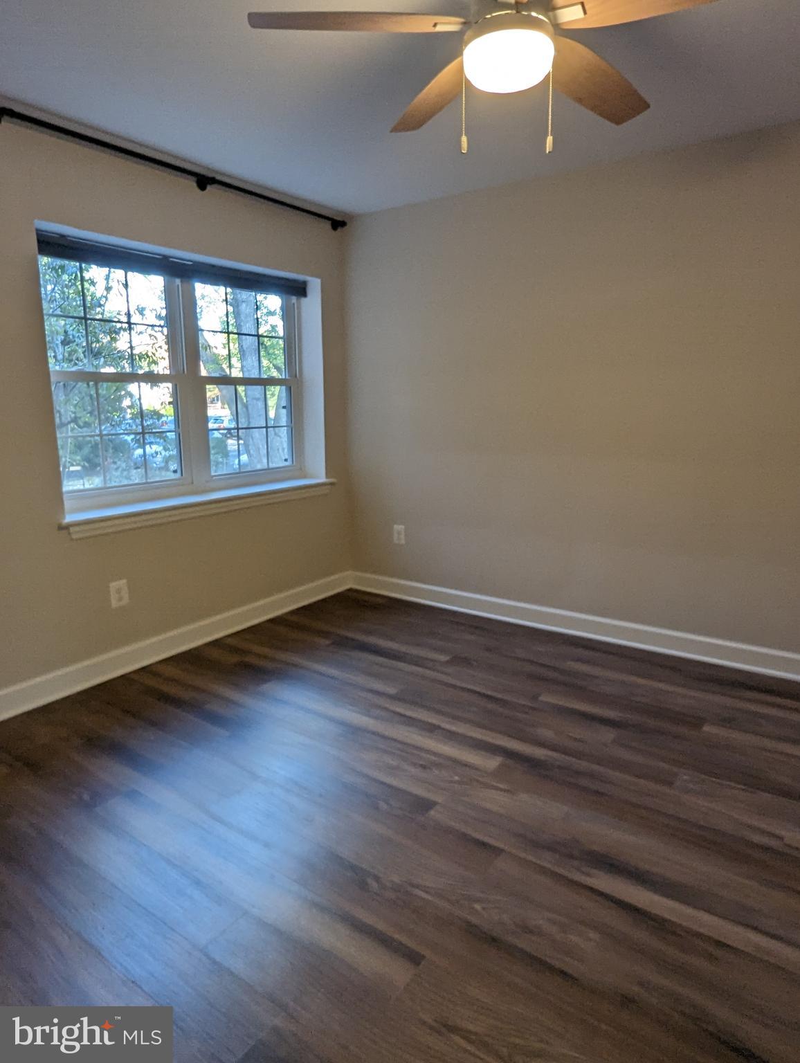 PALISADE GARDENS - Residential Lease