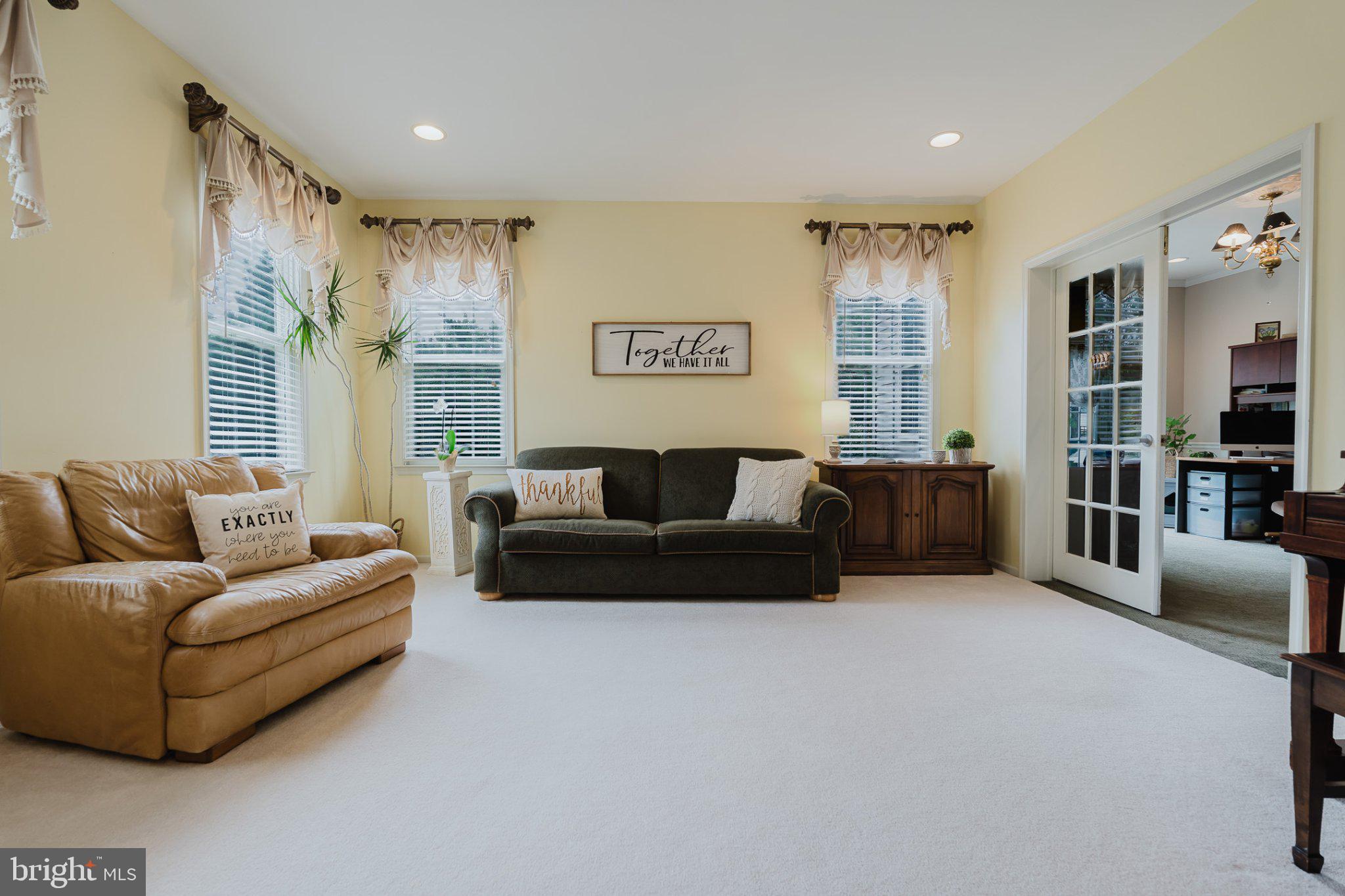 SUNRISE VALLEY - Residential