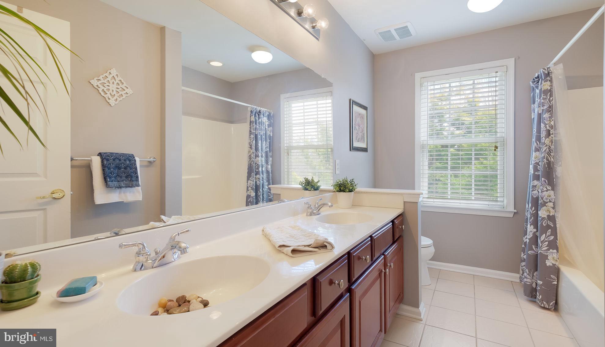 SUNRISE VALLEY - Residential