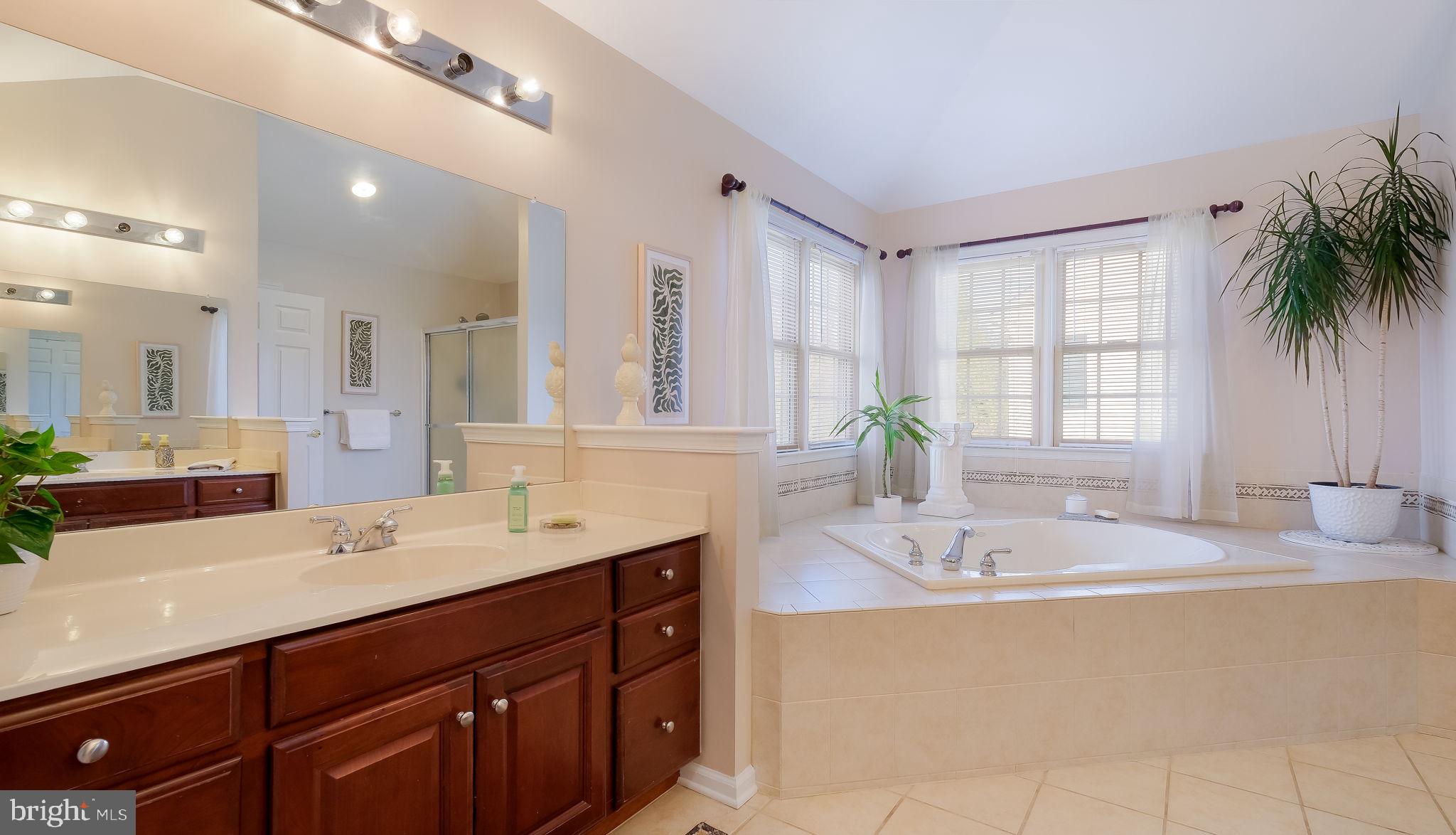 SUNRISE VALLEY - Residential