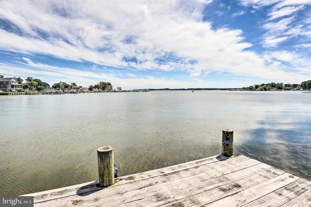 BOWLEYS QUARTERS - Residential Lease