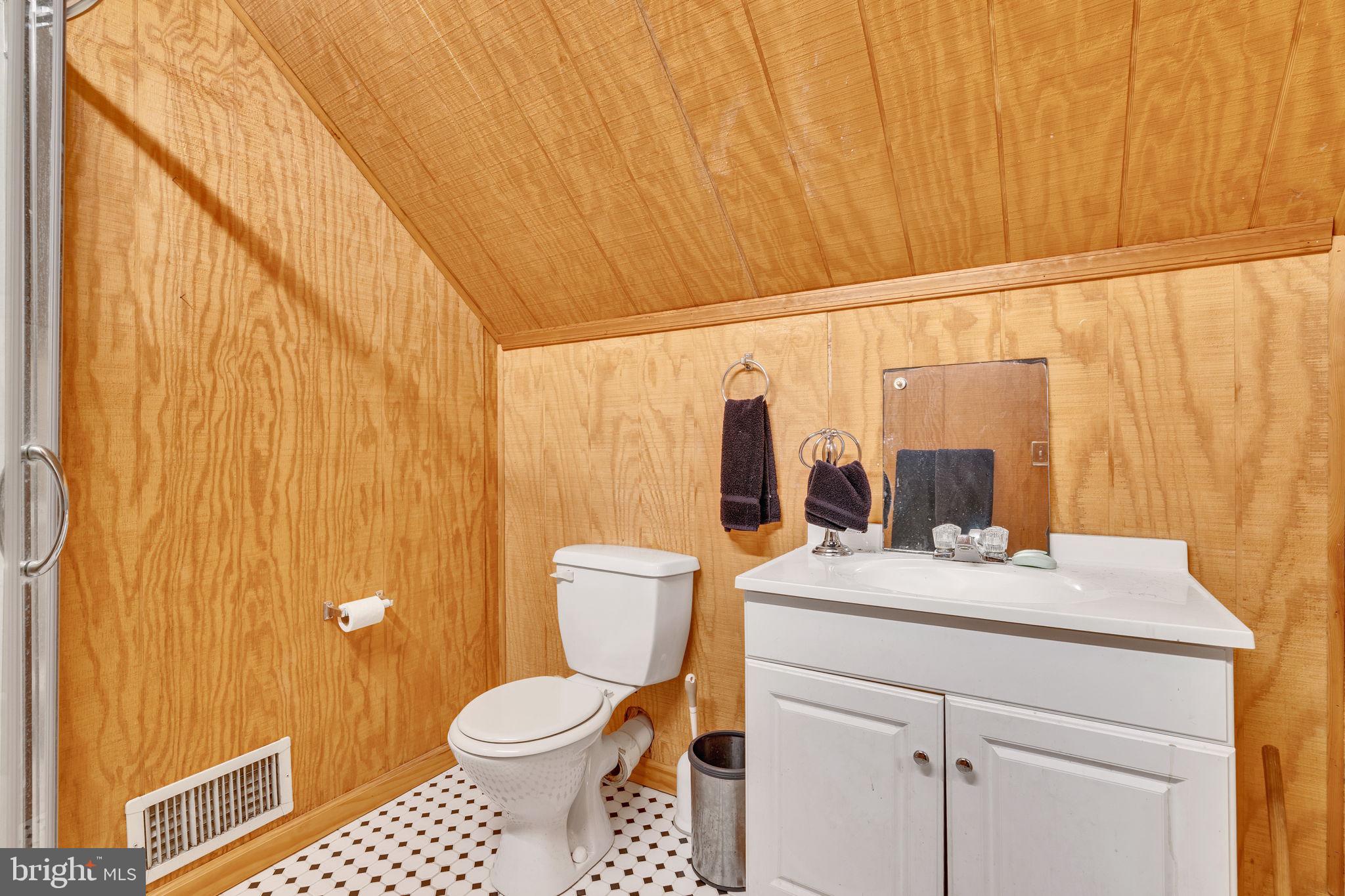 WALNUT HILLS SUB - Residential