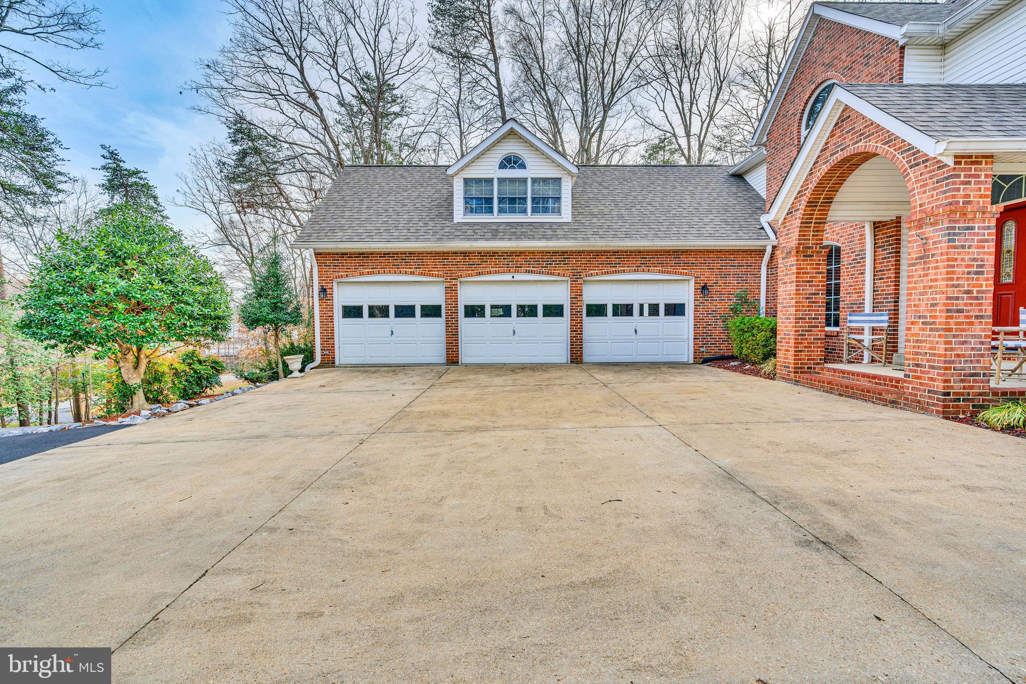 WALNUT HILLS SUB - Residential