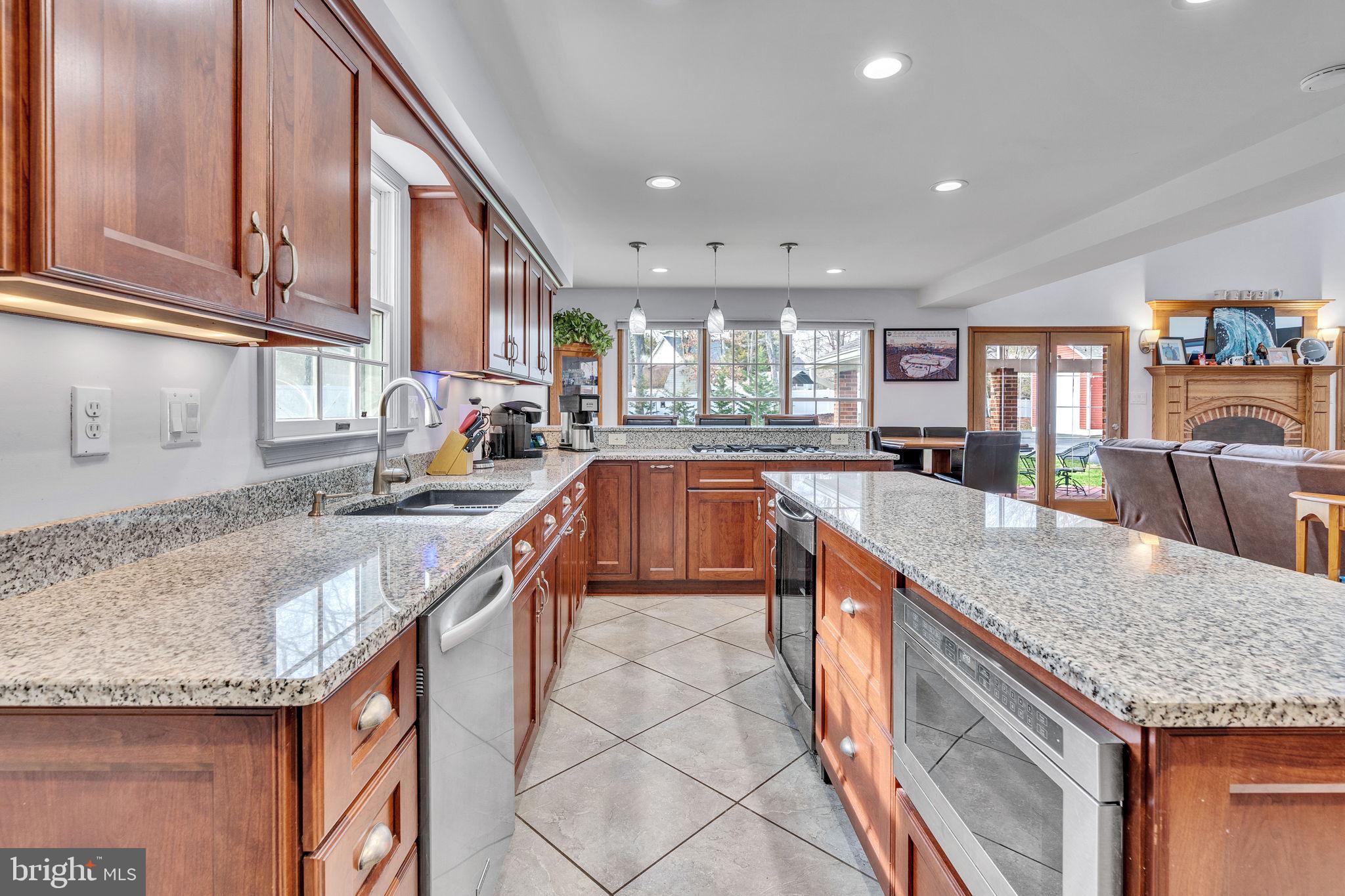 WALNUT HILLS SUB - Residential