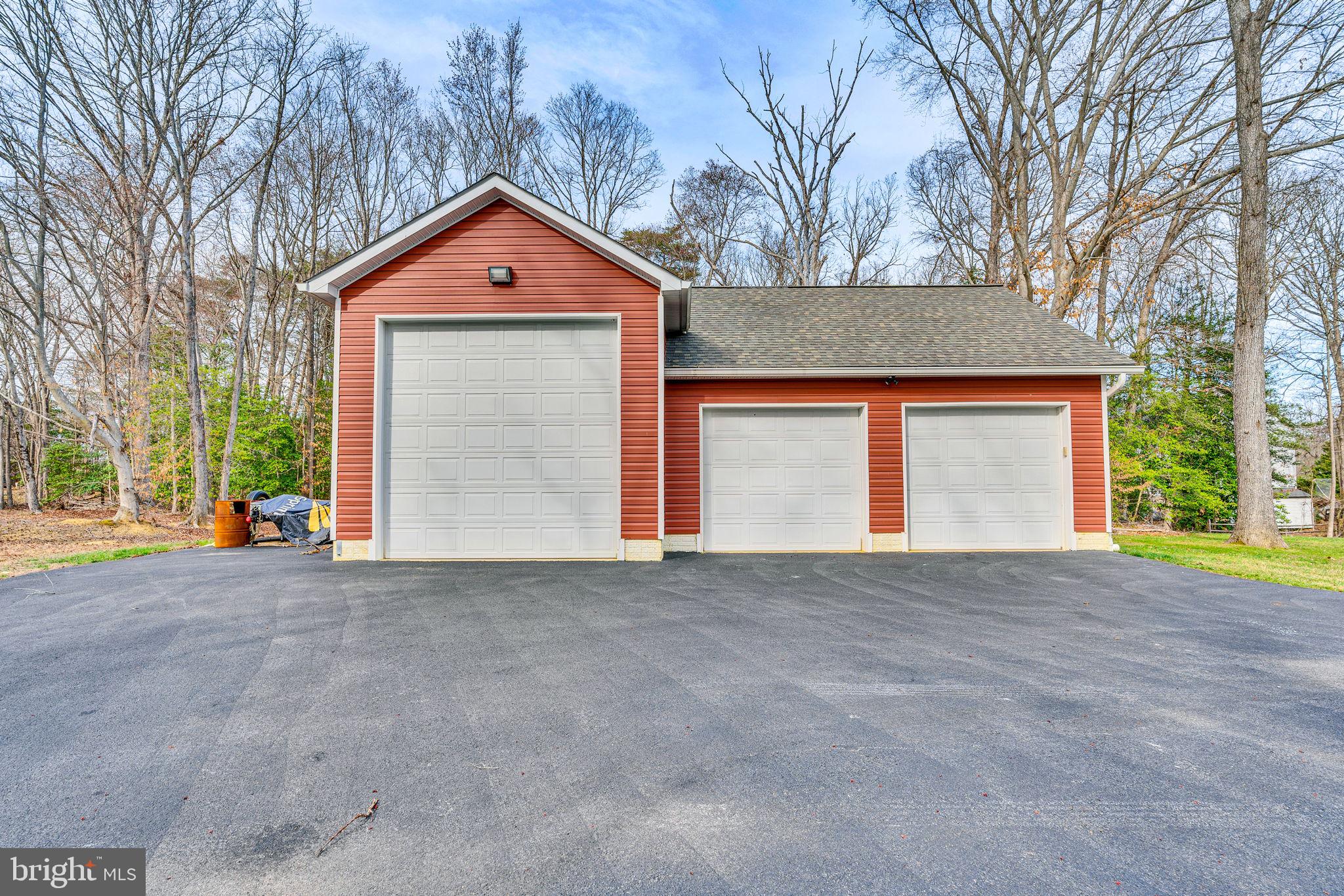 WALNUT HILLS SUB - Residential