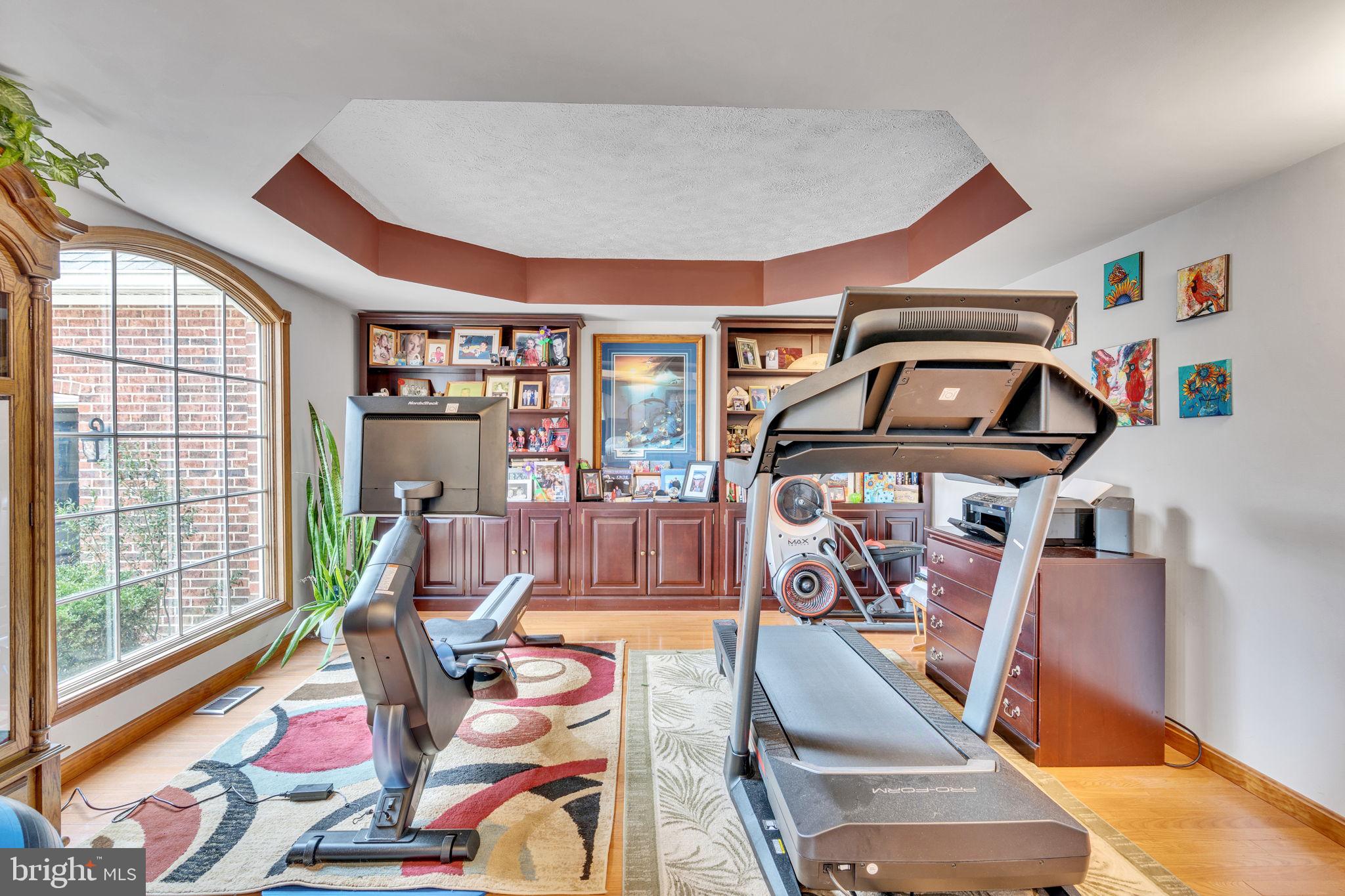 WALNUT HILLS SUB - Residential