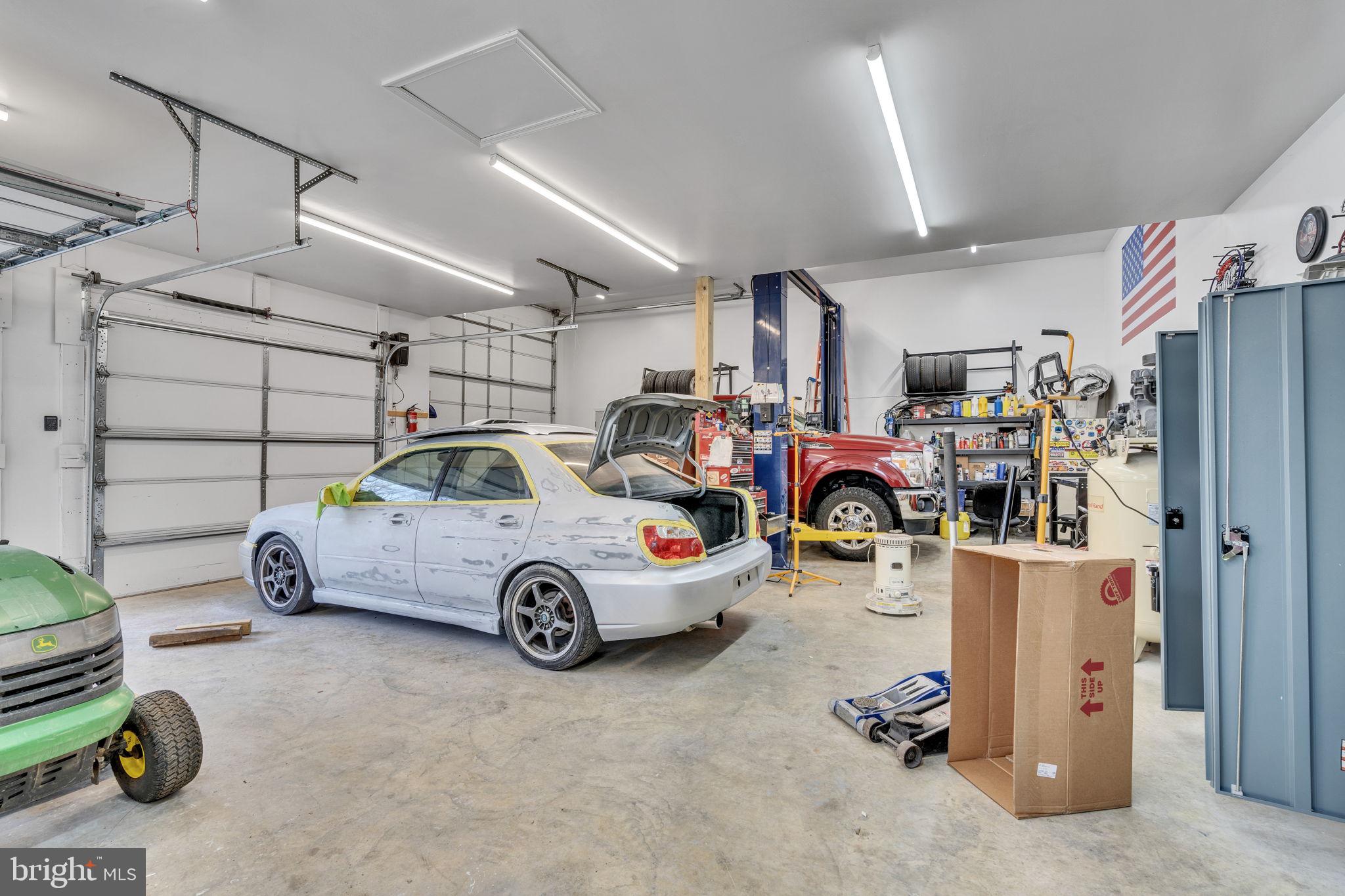 WALNUT HILLS SUB - Residential