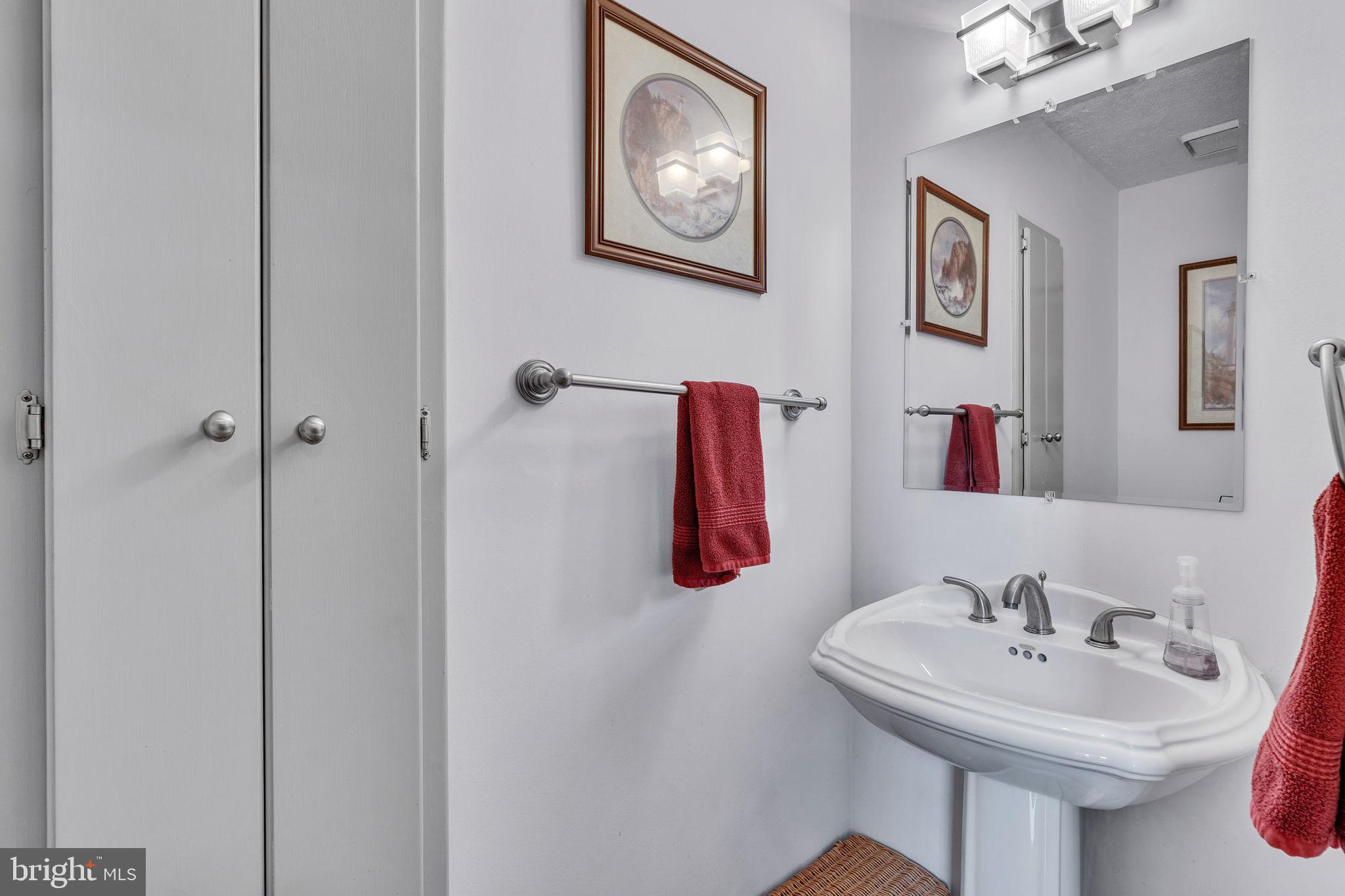 WALNUT HILLS SUB - Residential