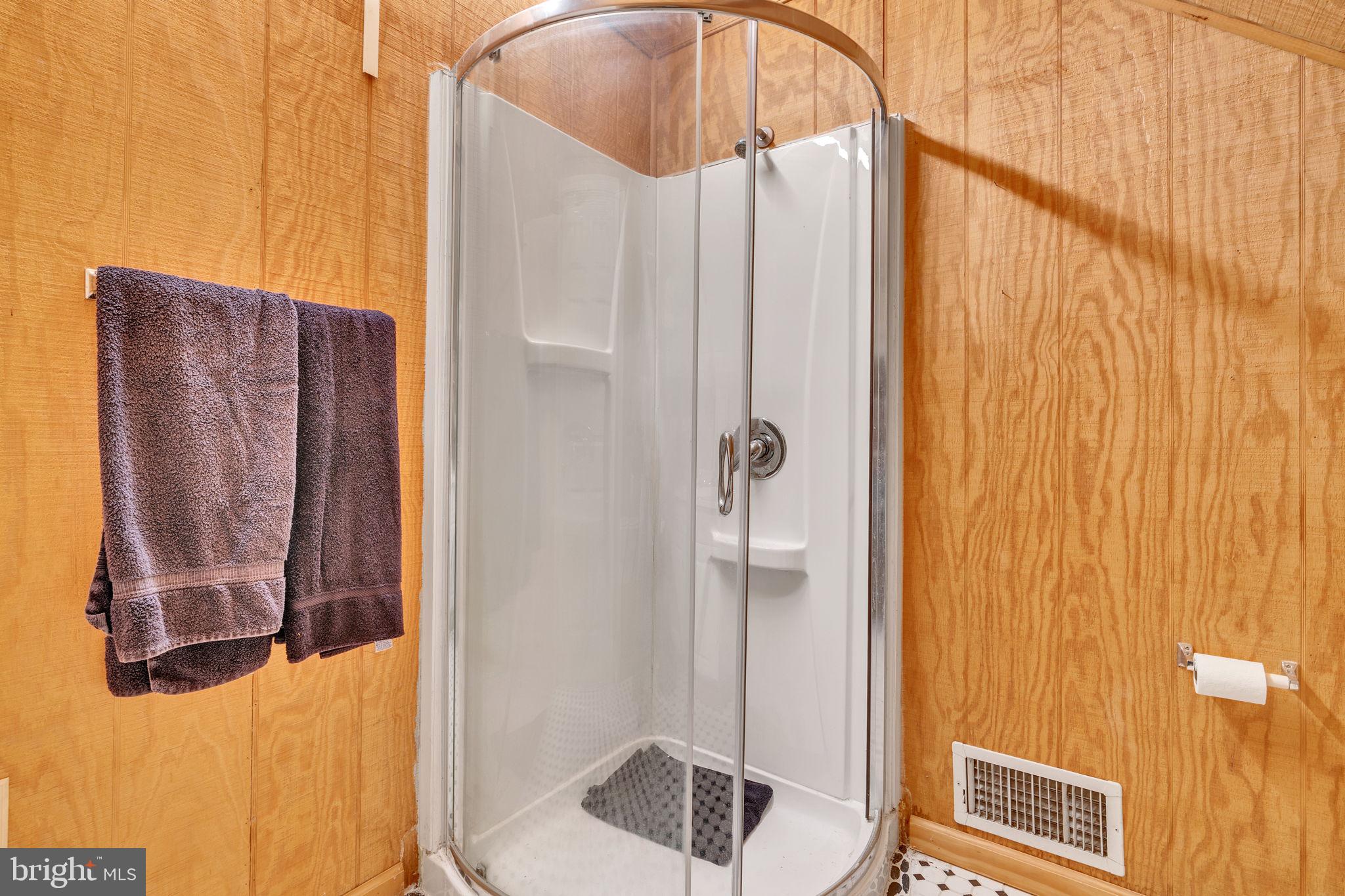 WALNUT HILLS SUB - Residential