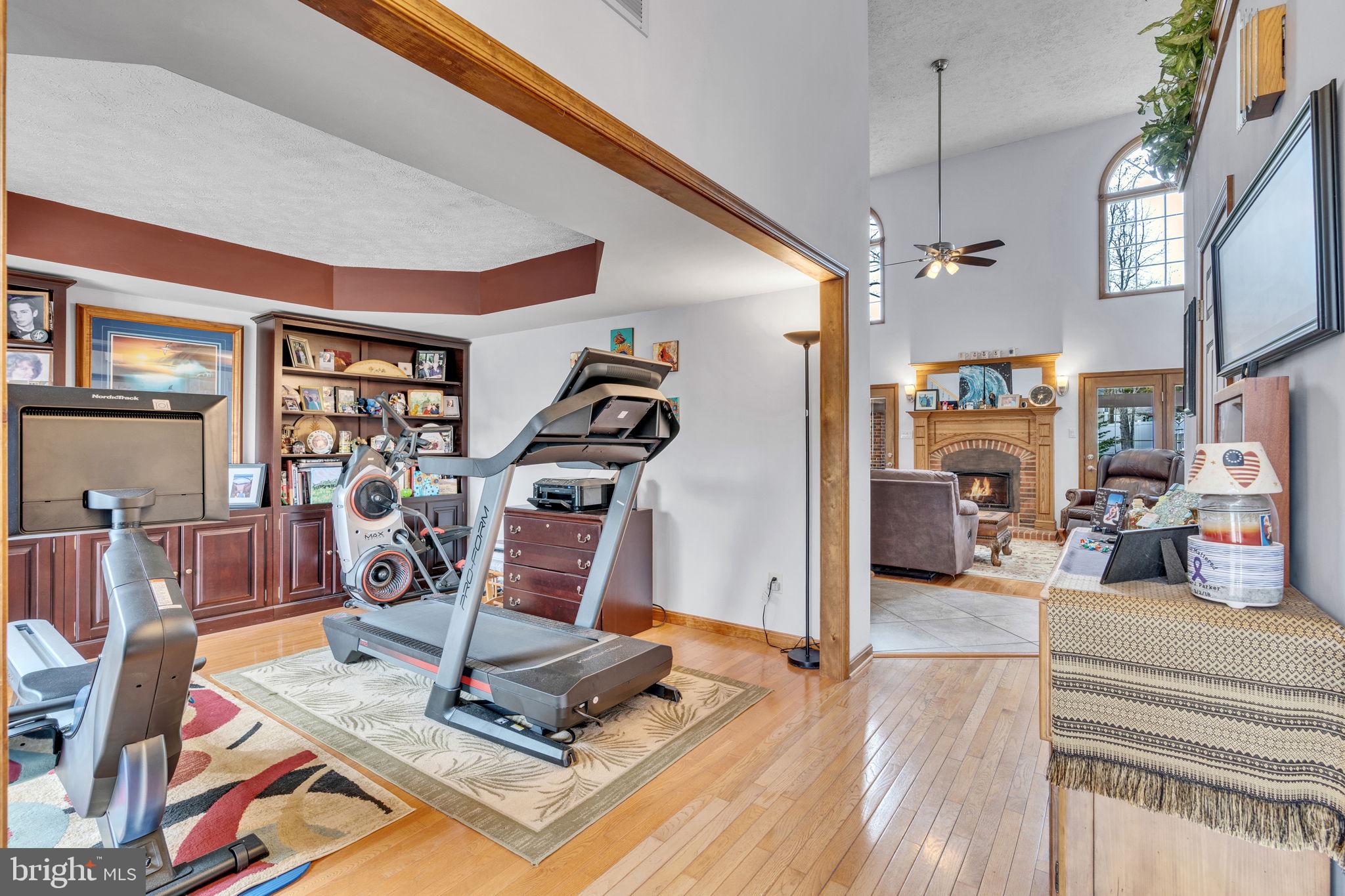 WALNUT HILLS SUB - Residential