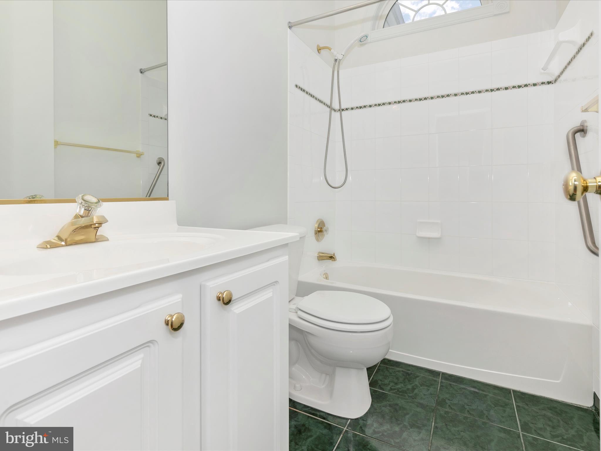 CHALLEDON - Residential