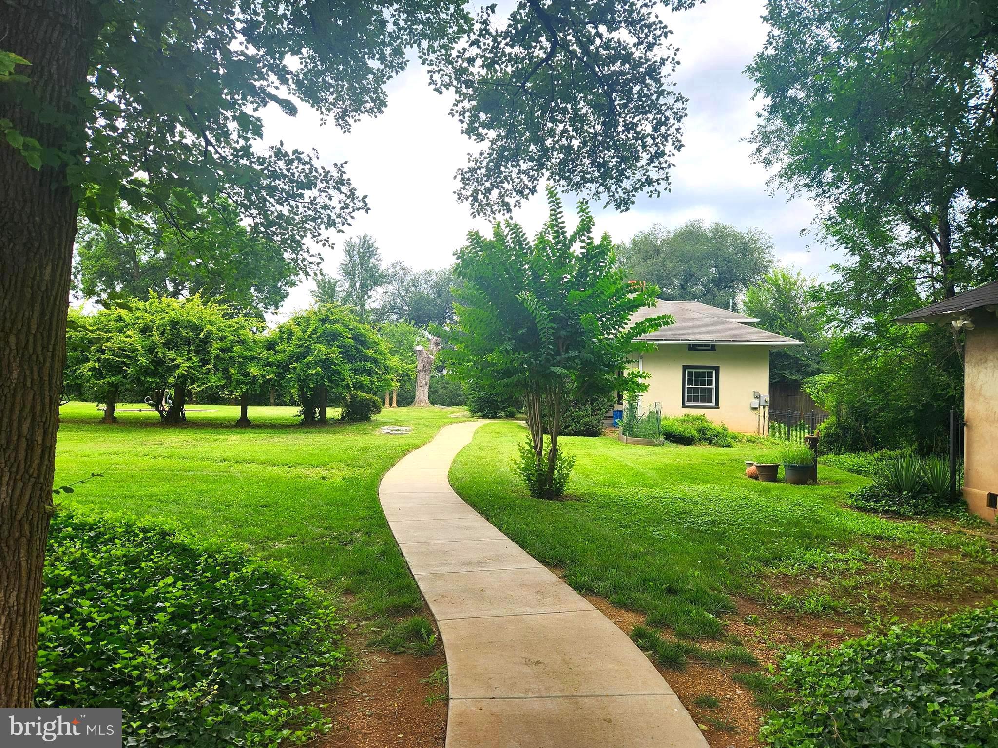 422 LAURA VIRGINIA HALE PLACE