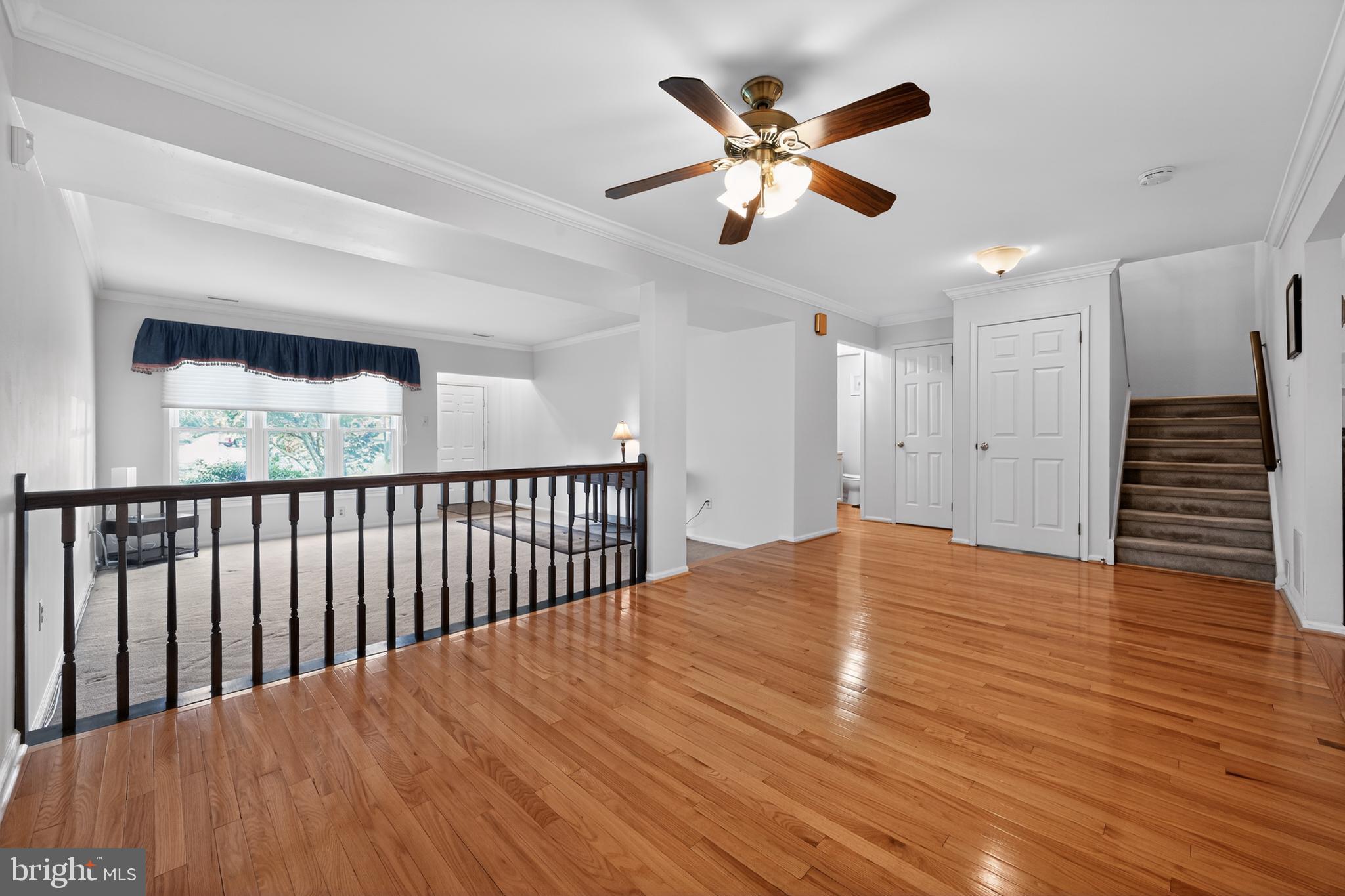 GWYN AYRE - Residential