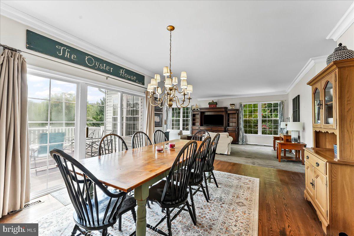 HUNTER KNOLL - Residential