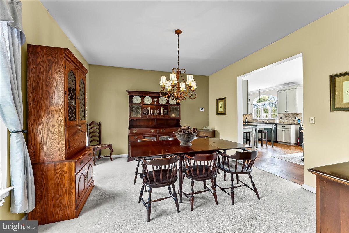 HUNTER KNOLL - Residential