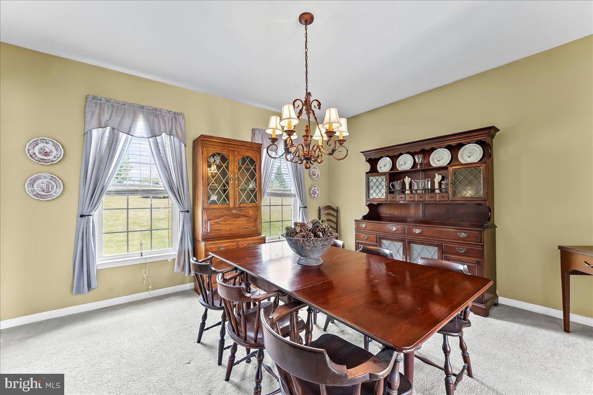 HUNTER KNOLL - Residential