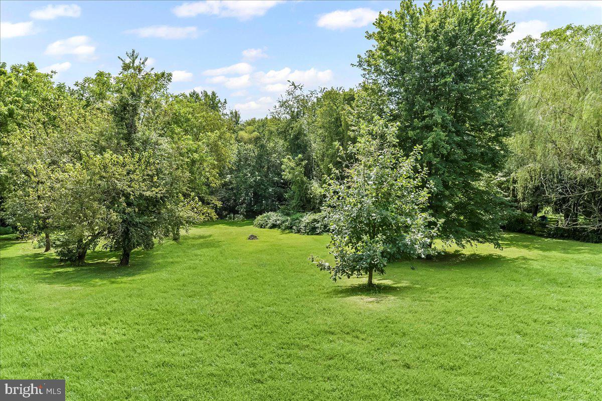 HUNTER KNOLL - Residential