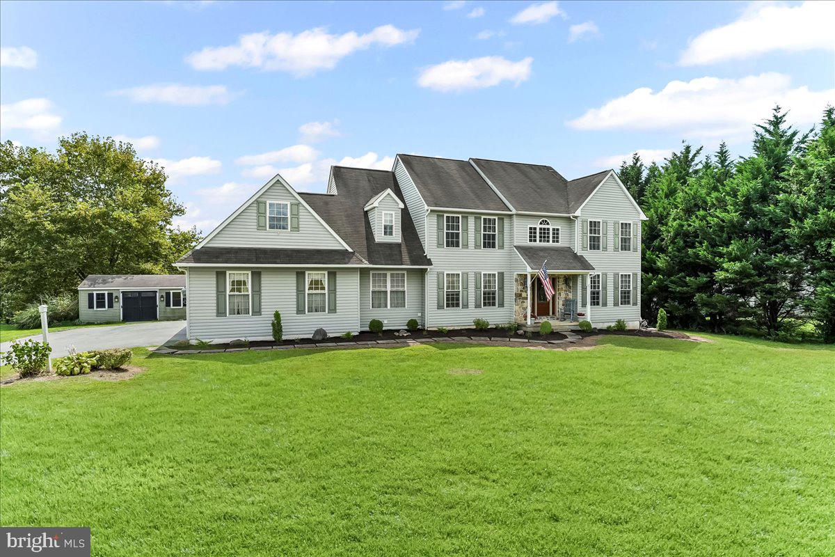 HUNTER KNOLL - Residential