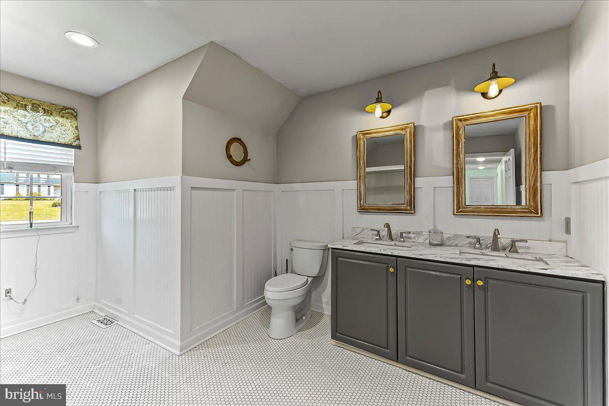 HUNTER KNOLL - Residential