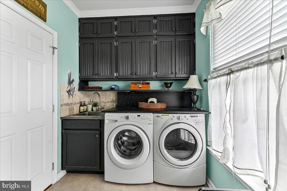 HUNTER KNOLL - Residential