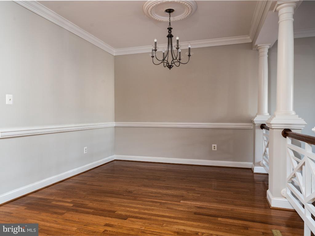 COURTHOUSE WOODS - Residential Lease